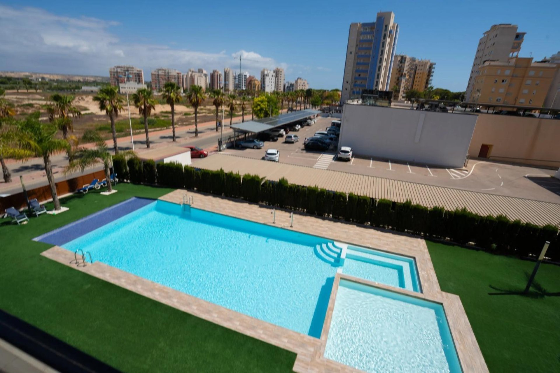 Segunda mano - Apartamento -
Guardamar del Segura - Puerto Deportivo