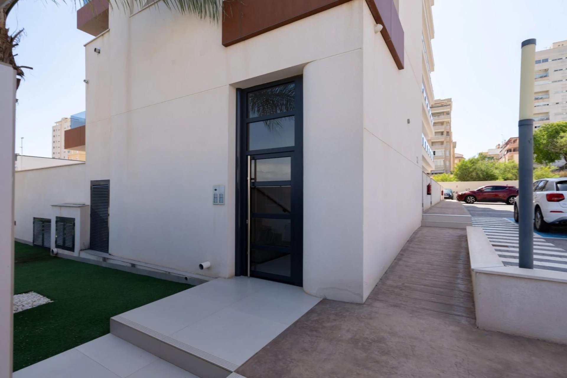 Segunda mano - Apartamento -
Guardamar del Segura - Puerto Deportivo