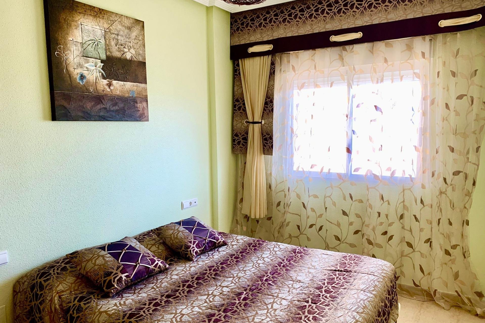 Segunda mano - Apartamento -
Guardamar del Segura - Puerto