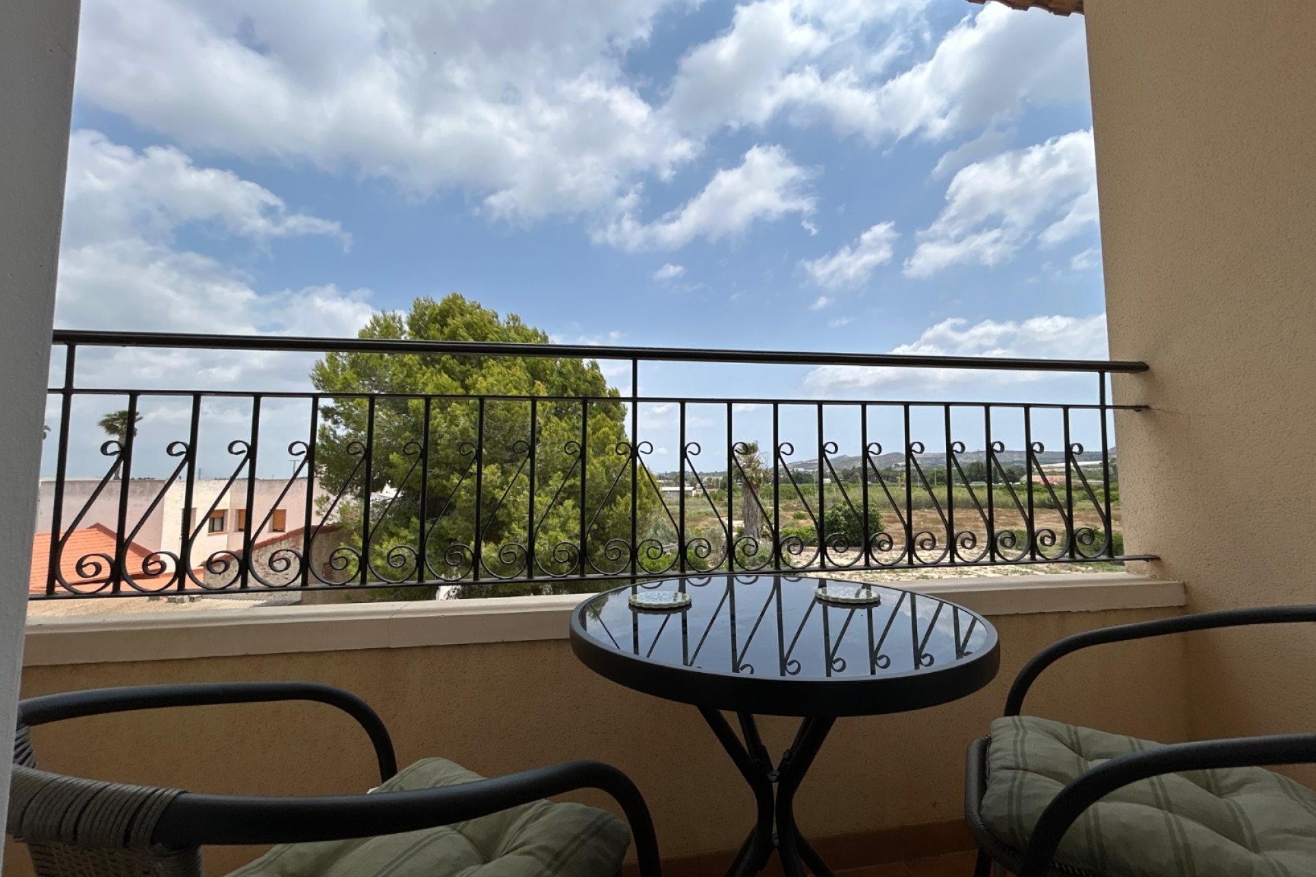 Segunda mano - Apartamento -
Jacarilla - Inland