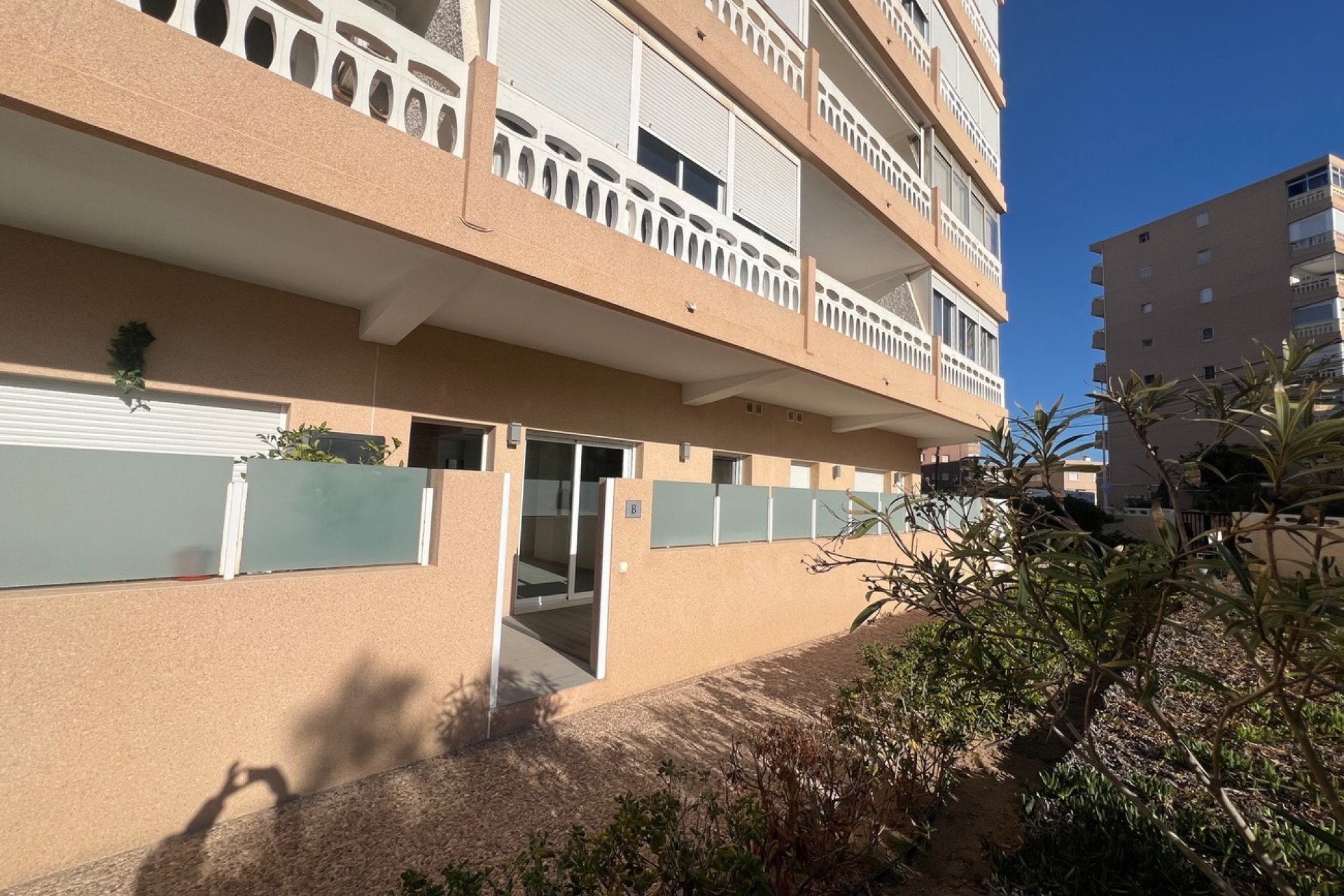 Segunda mano - Apartamento -
La Mata - avda de los Europeos