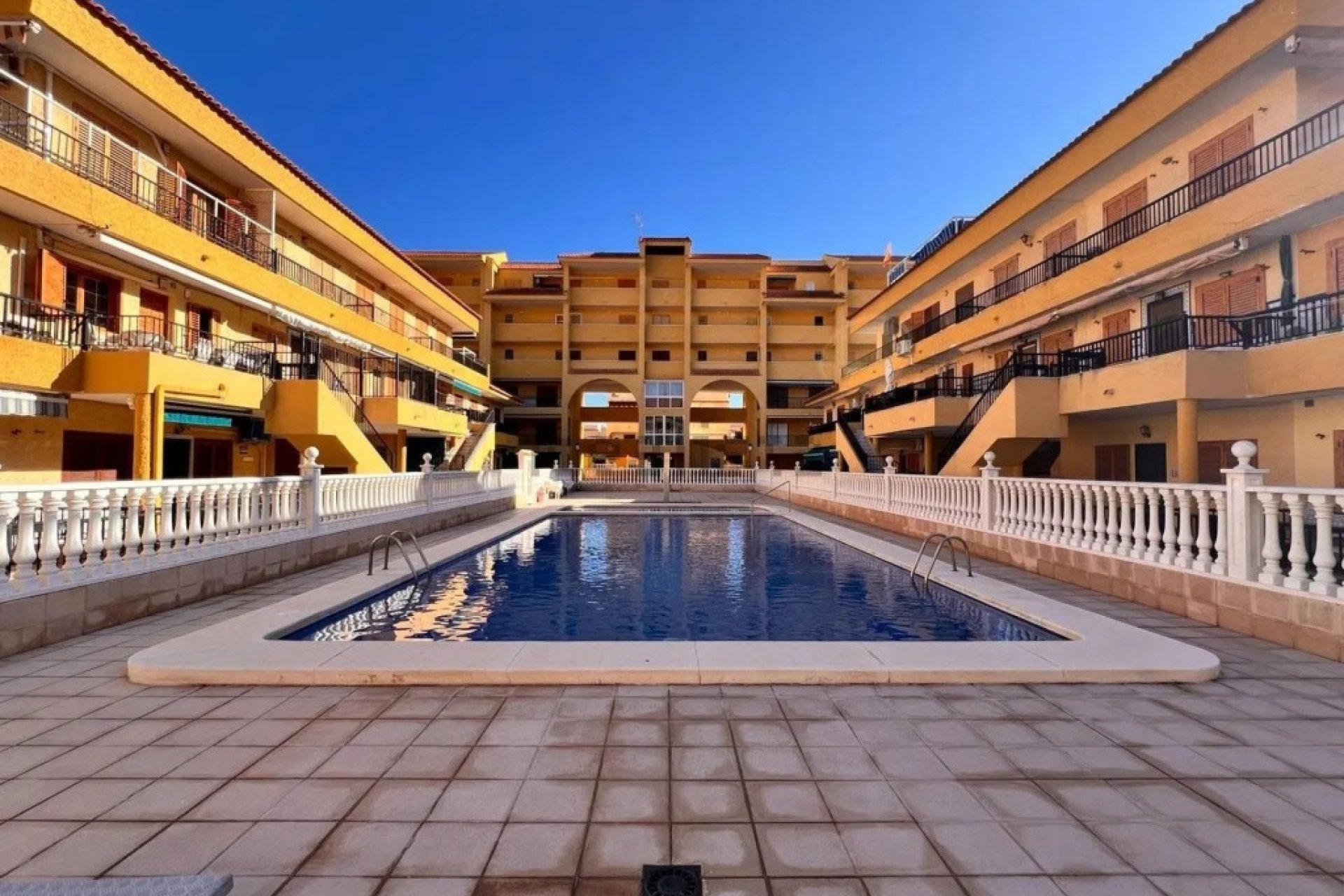 Segunda mano - Apartamento -
La Mata - Costa Blanca