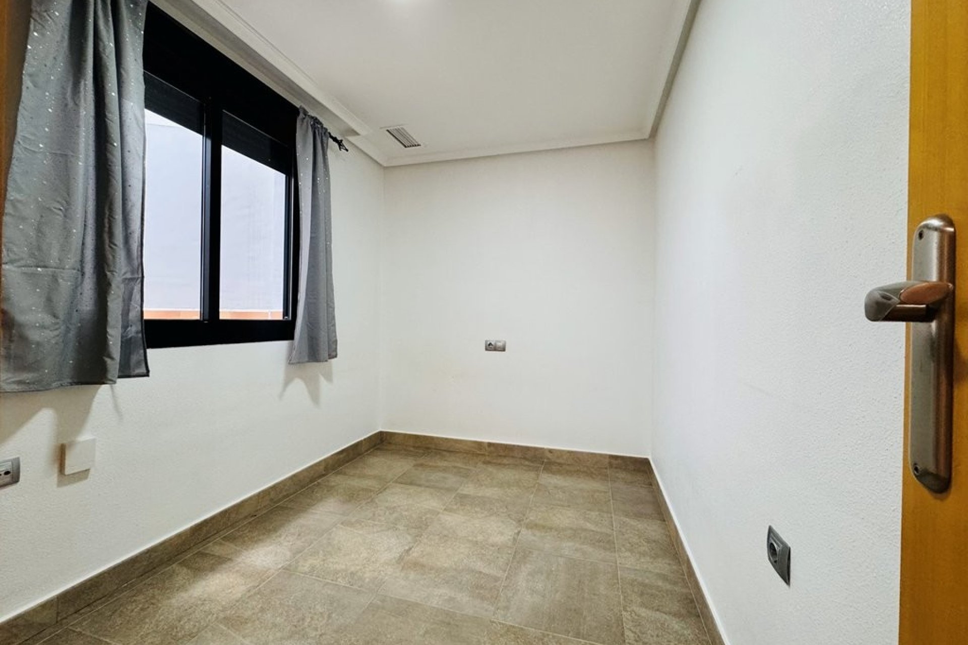 Segunda mano - Apartamento -
La Mata - Costa Blanca