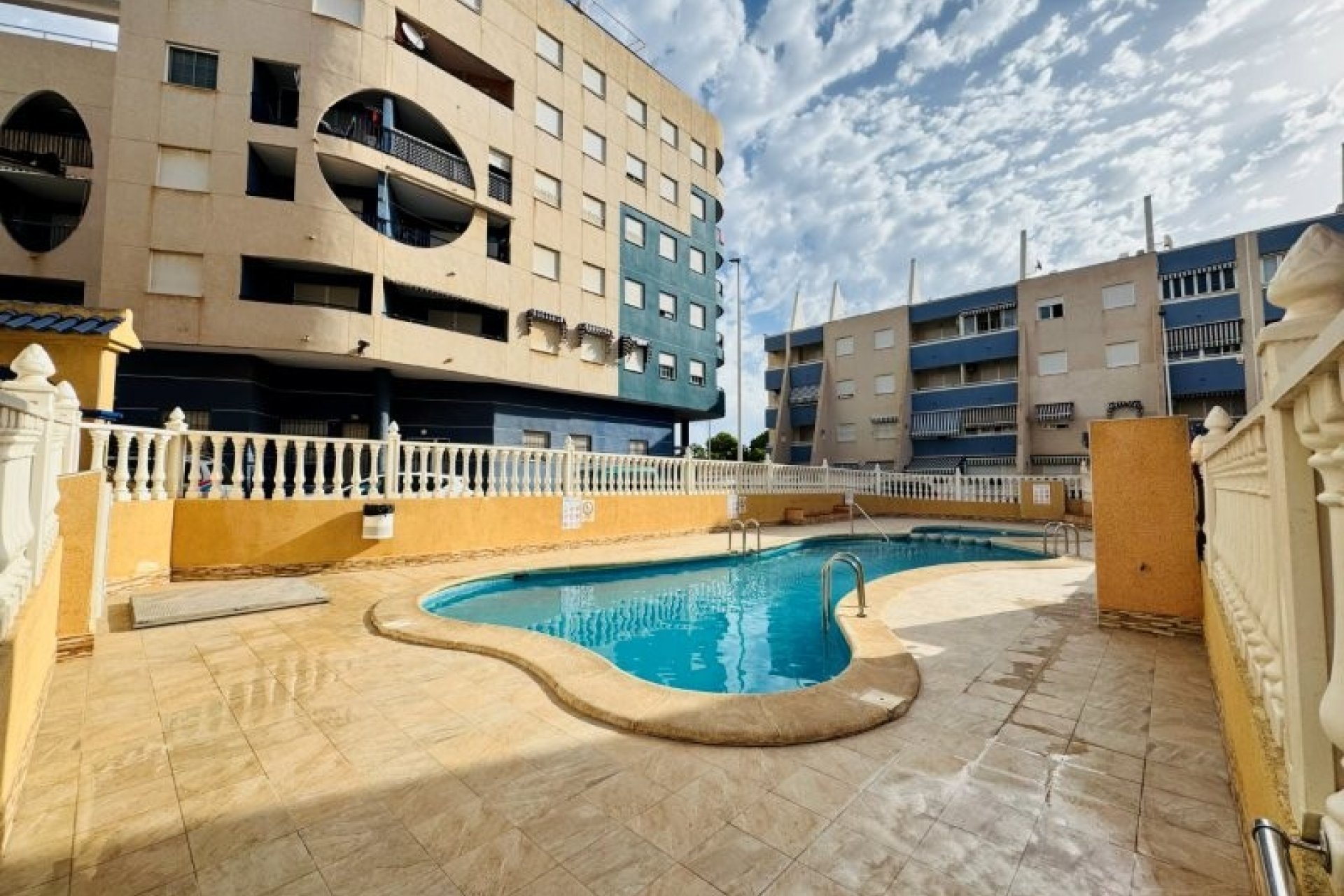 Segunda mano - Apartamento -
La Mata - Costa Blanca