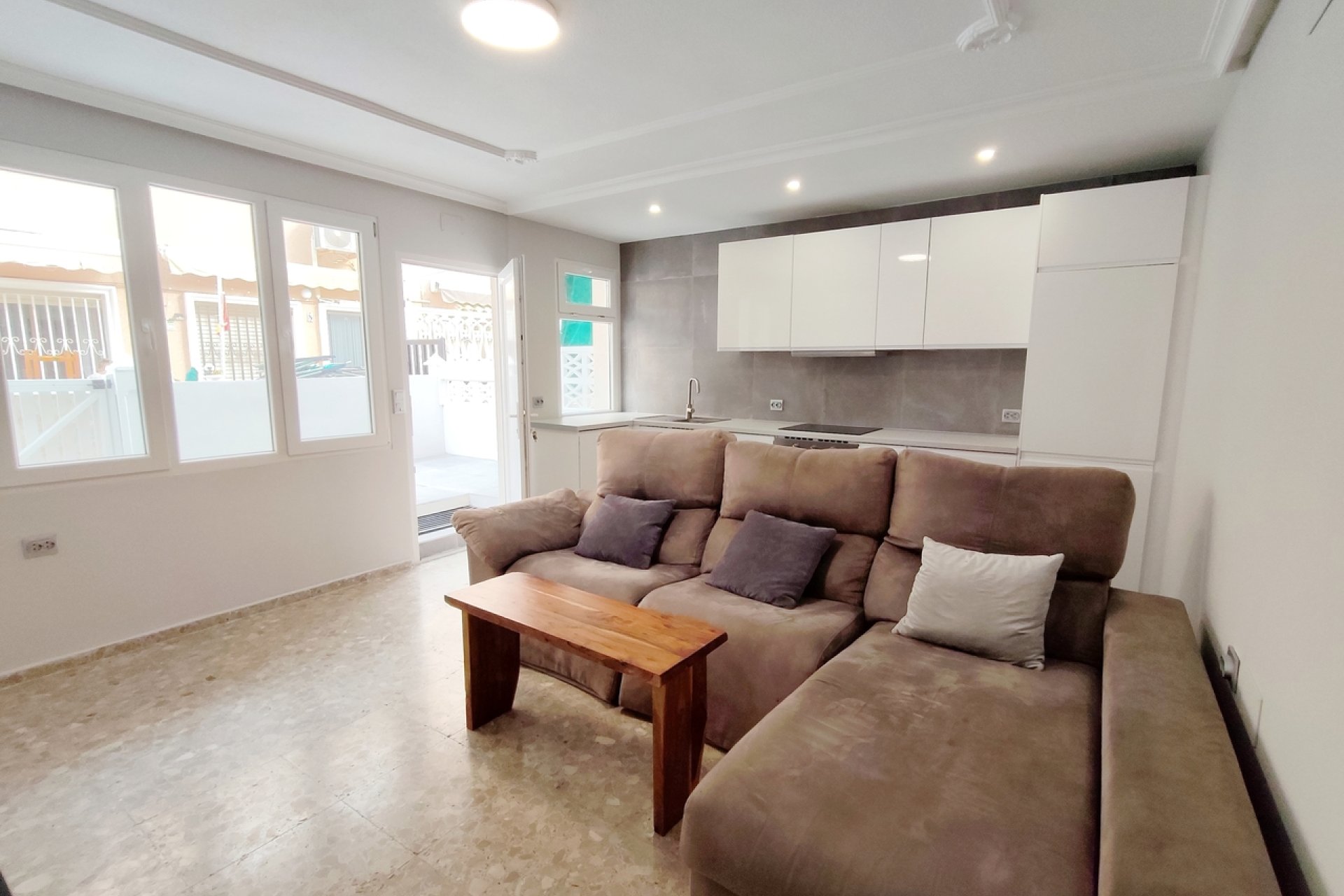 Segunda mano - Apartamento -
La Mata - Costa Blanca