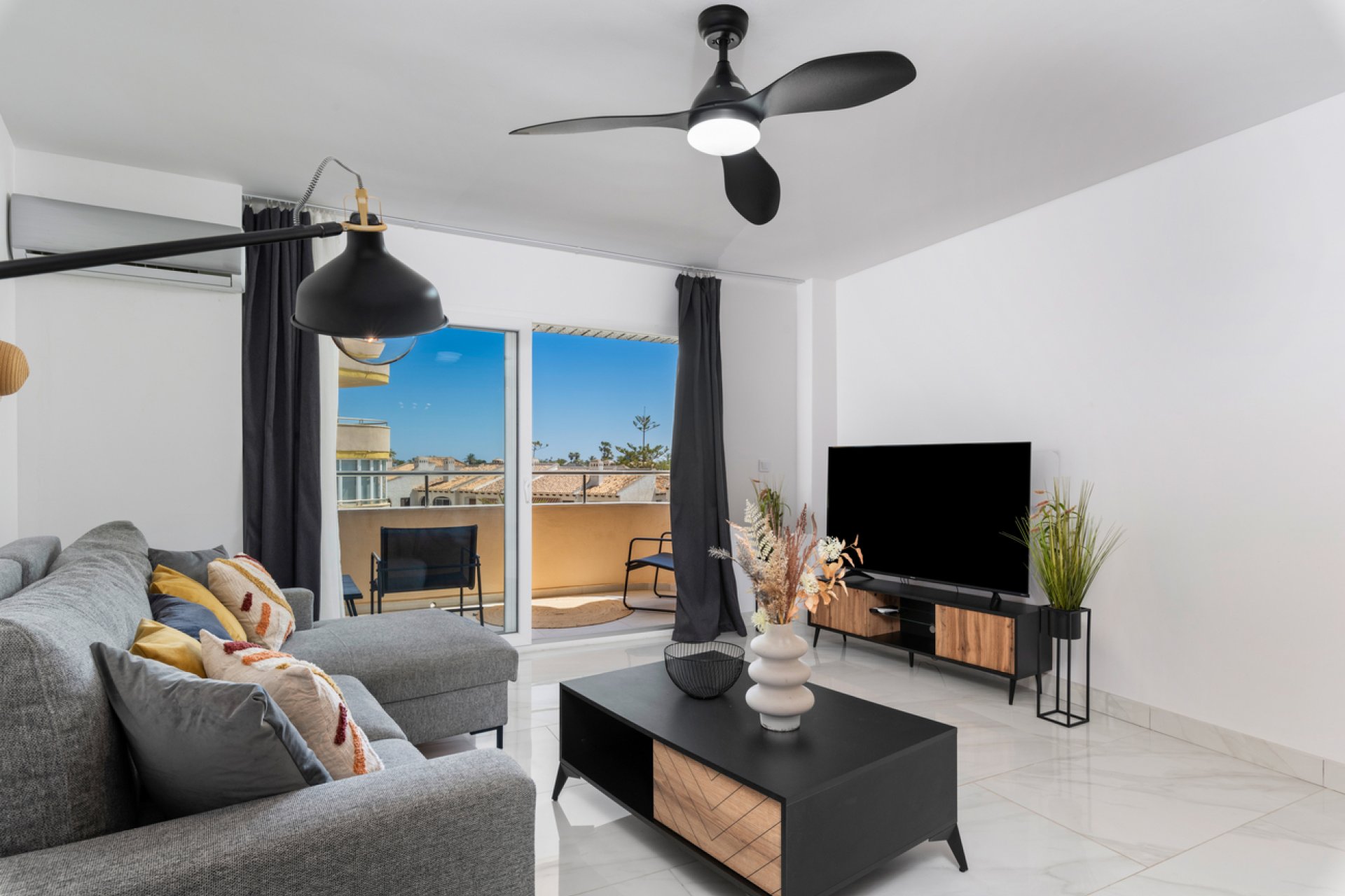 Segunda mano - Apartamento -
La Zenia