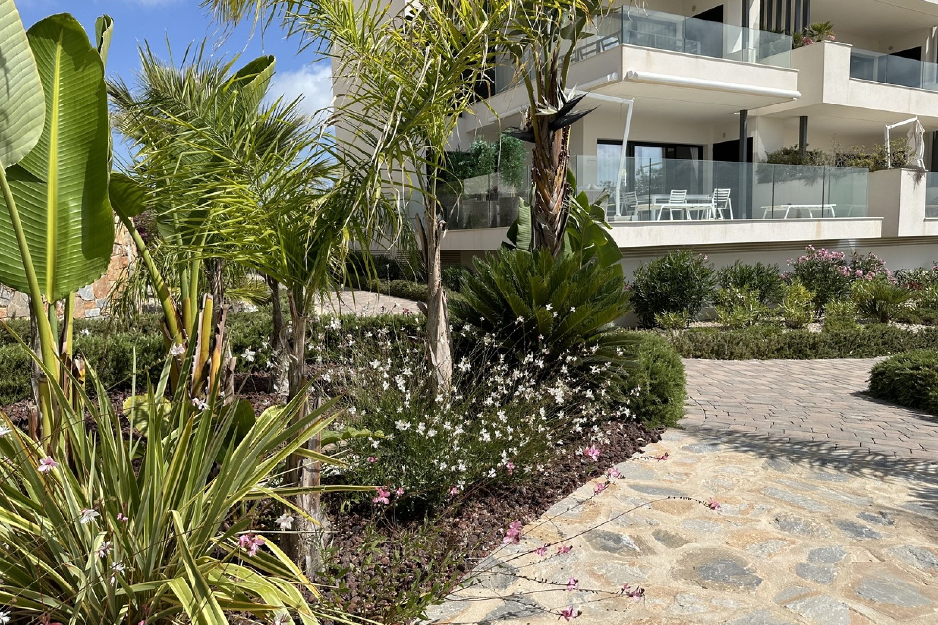 Segunda mano - Apartamento -
Las Colinas Golf - Costa Blanca