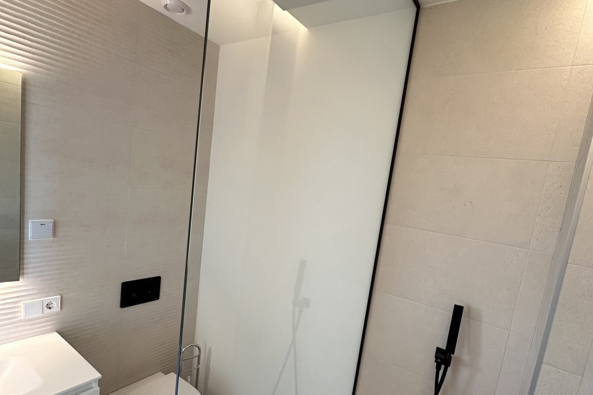 Segunda mano - Apartamento -
Las Colinas Golf - Costa Blanca