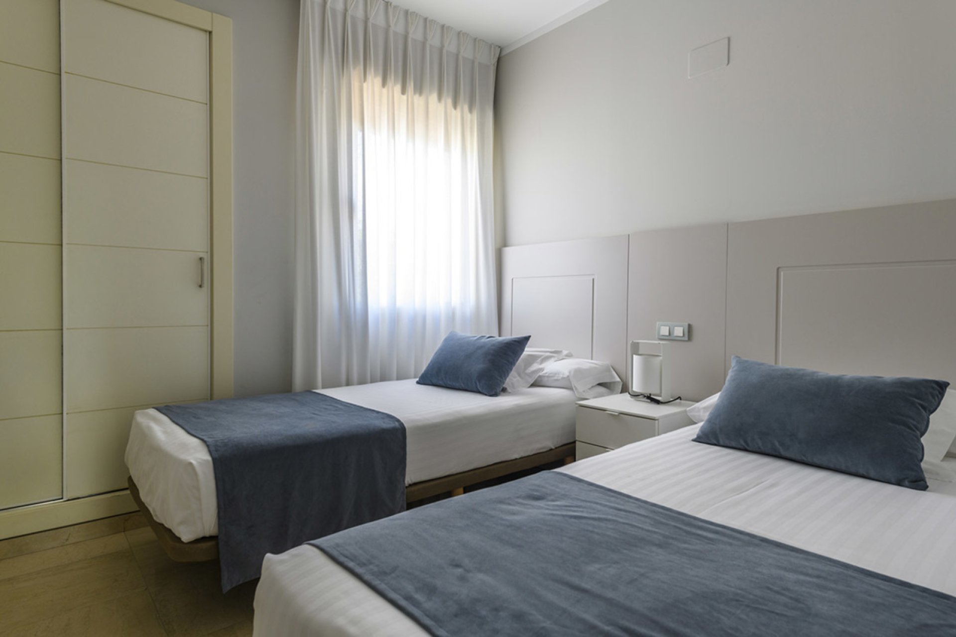 Segunda mano - Apartamento -
Las Colinas Golf - Costa Blanca