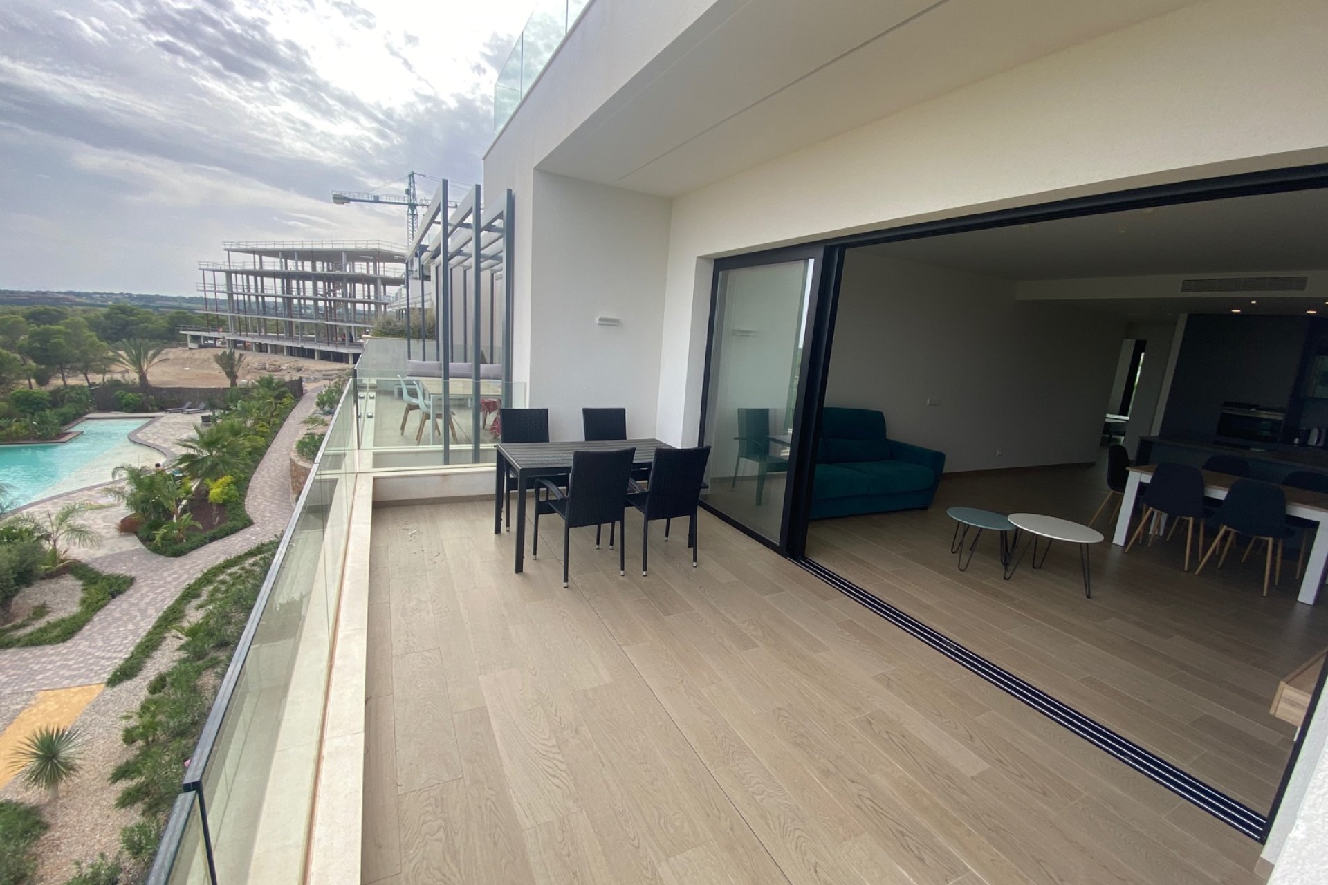Segunda mano - Apartamento -
Las Colinas Golf - Costa Blanca