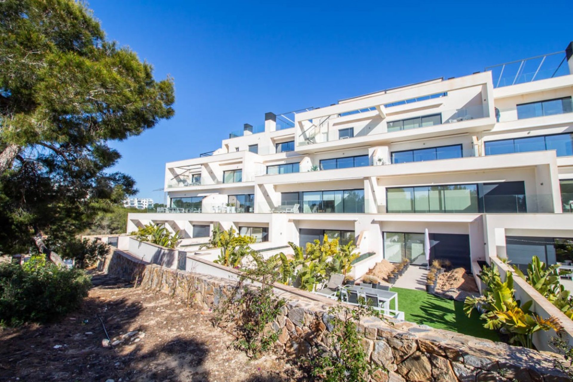 Segunda mano - Apartamento -
Las Colinas Golf - Costa Blanca