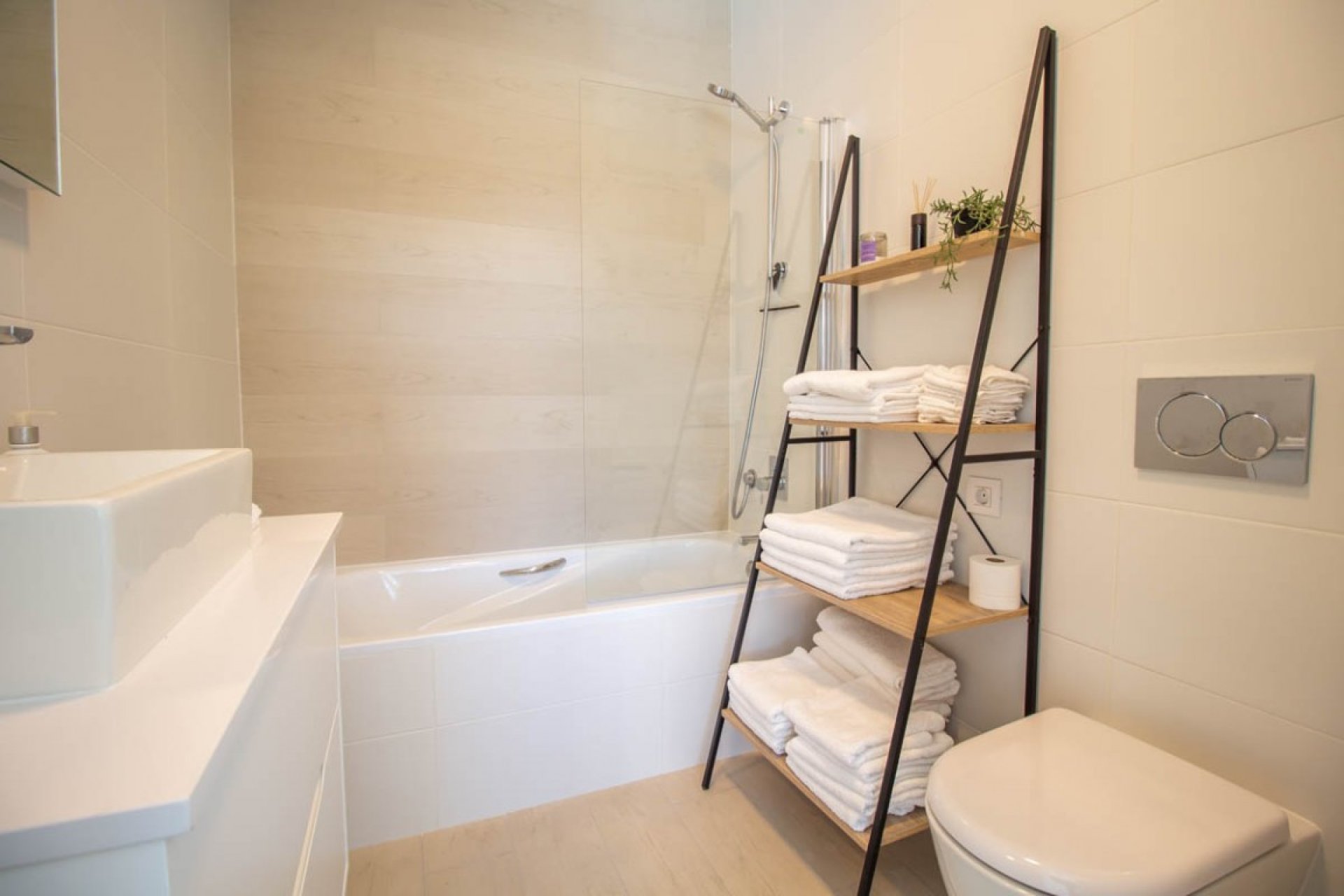 Segunda mano - Apartamento -
Las Colinas Golf - Costa Blanca
