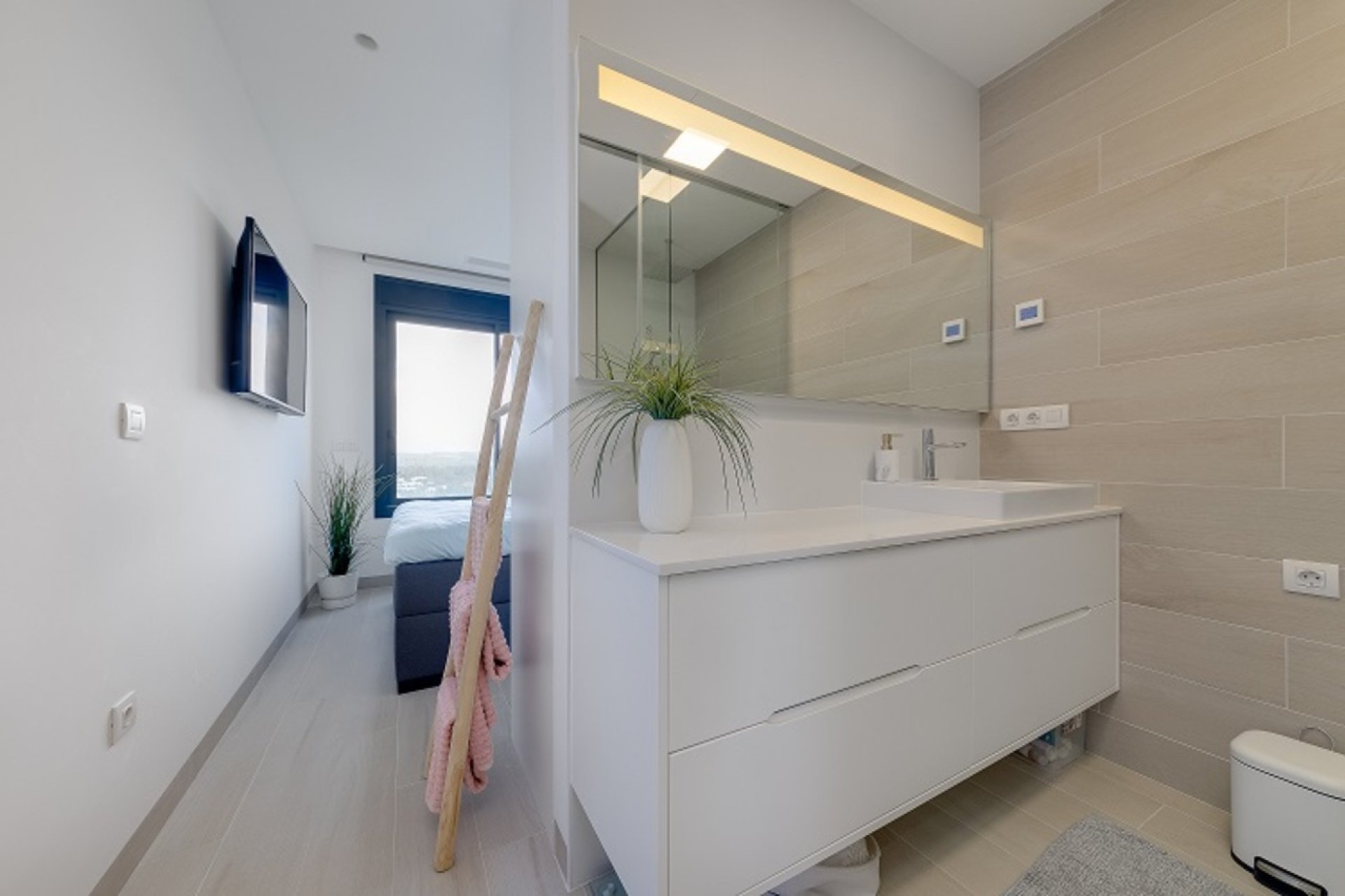 Segunda mano - Apartamento -
Las Colinas Golf - Costa Blanca