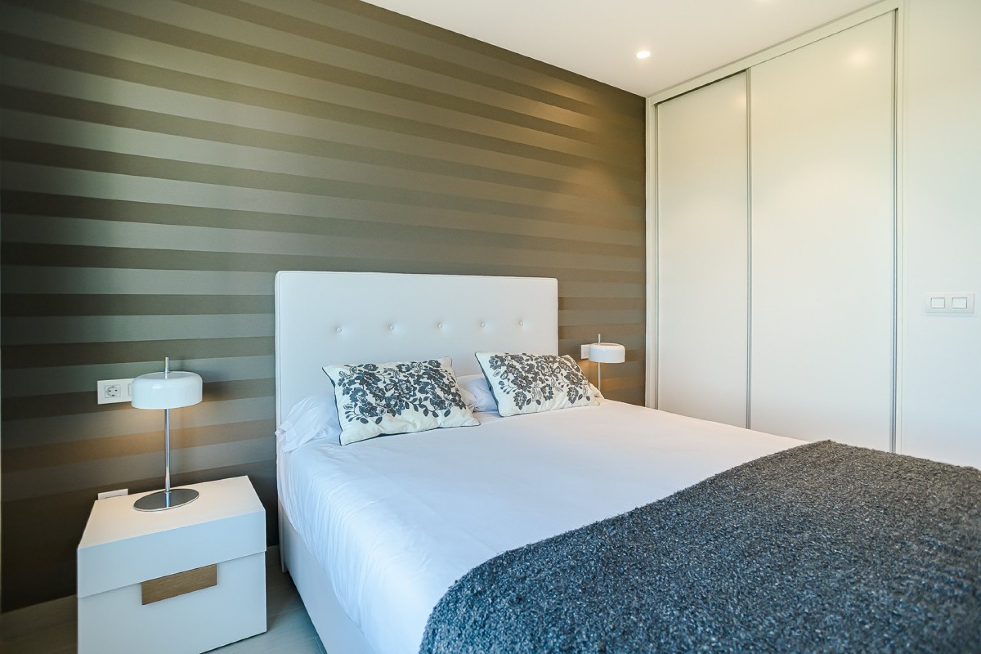 Segunda mano - Apartamento -
Las Colinas Golf - Costa Blanca