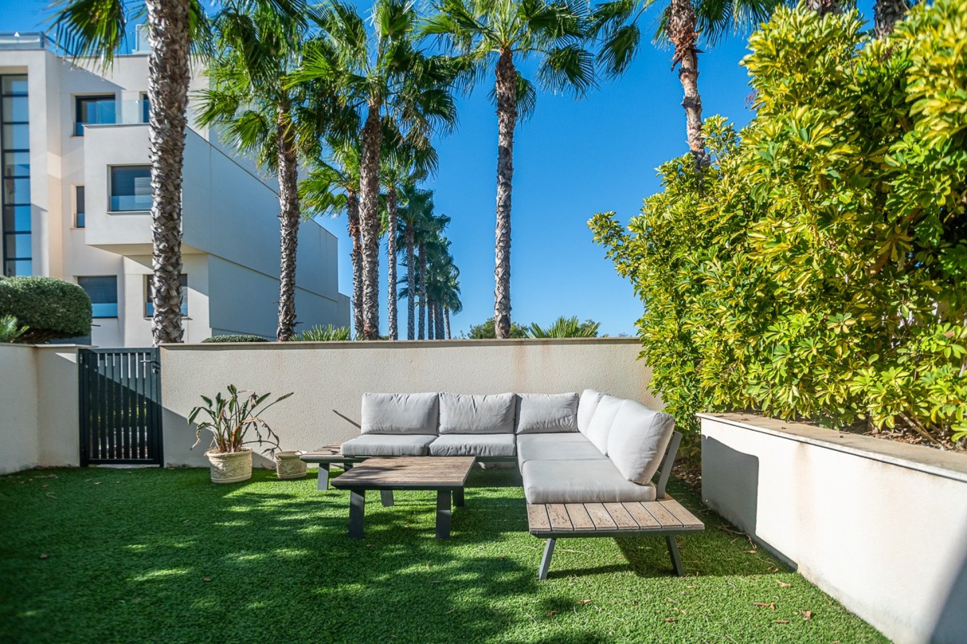 Segunda mano - Apartamento -
Las Colinas Golf - Costa Blanca