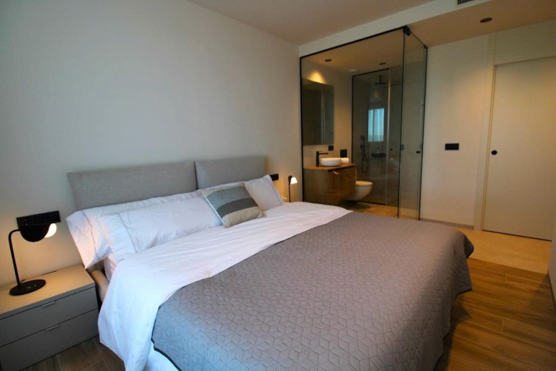 Segunda mano - Apartamento -
Las Colinas Golf - Costa Blanca