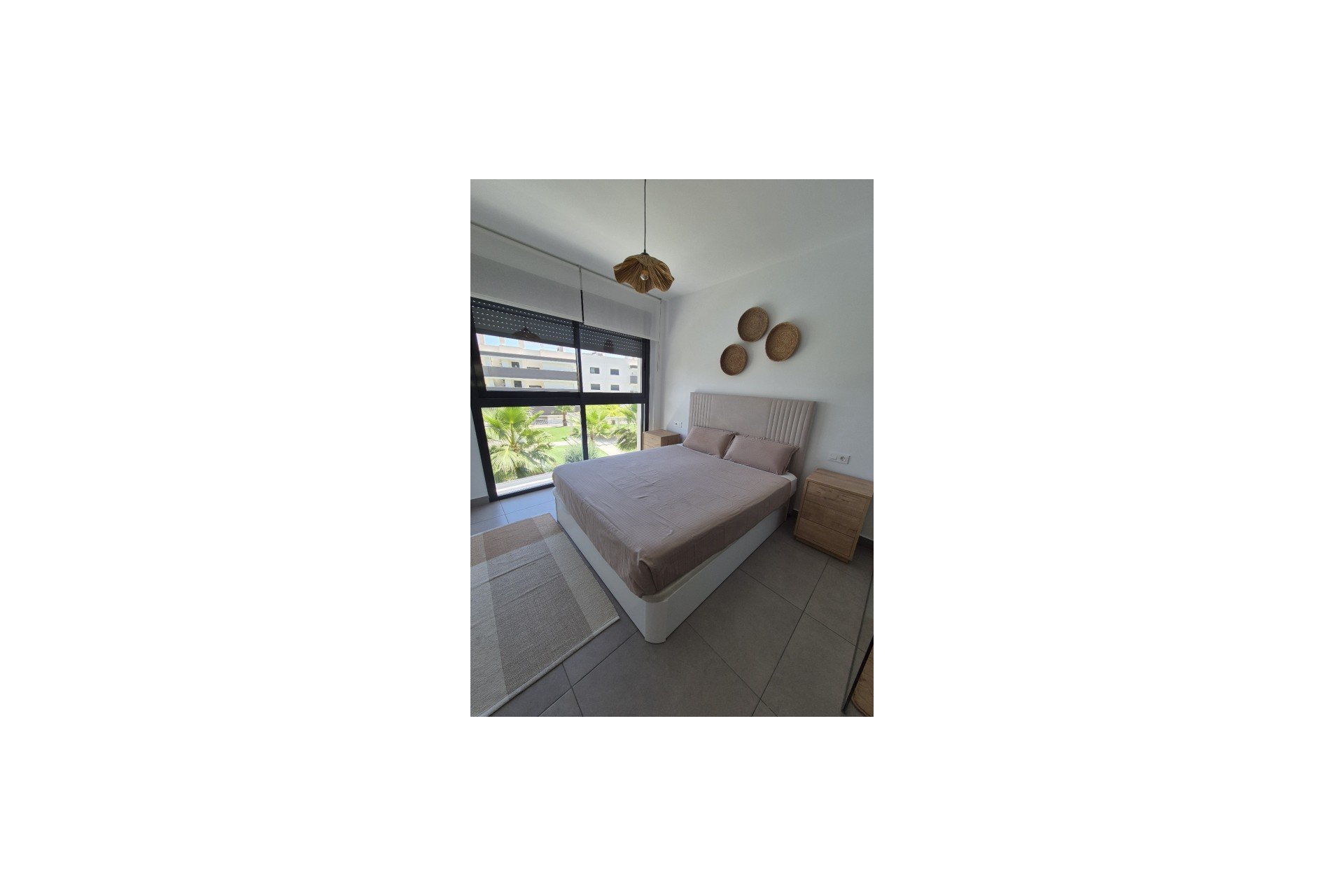 Segunda mano - Apartamento -
Las Filipinas - Inland