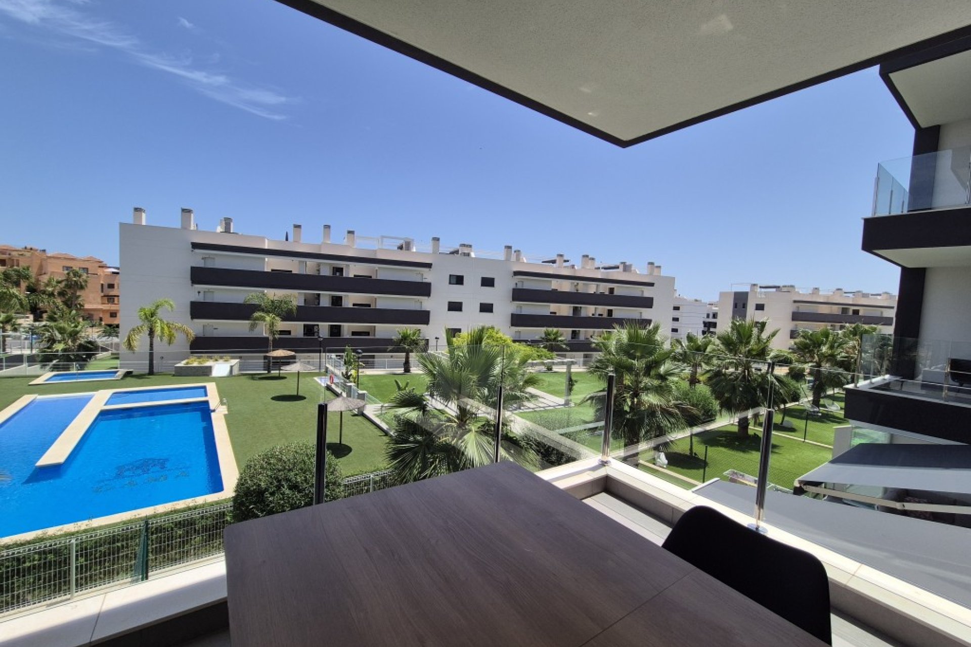 Segunda mano - Apartamento -
Las Filipinas - Inland