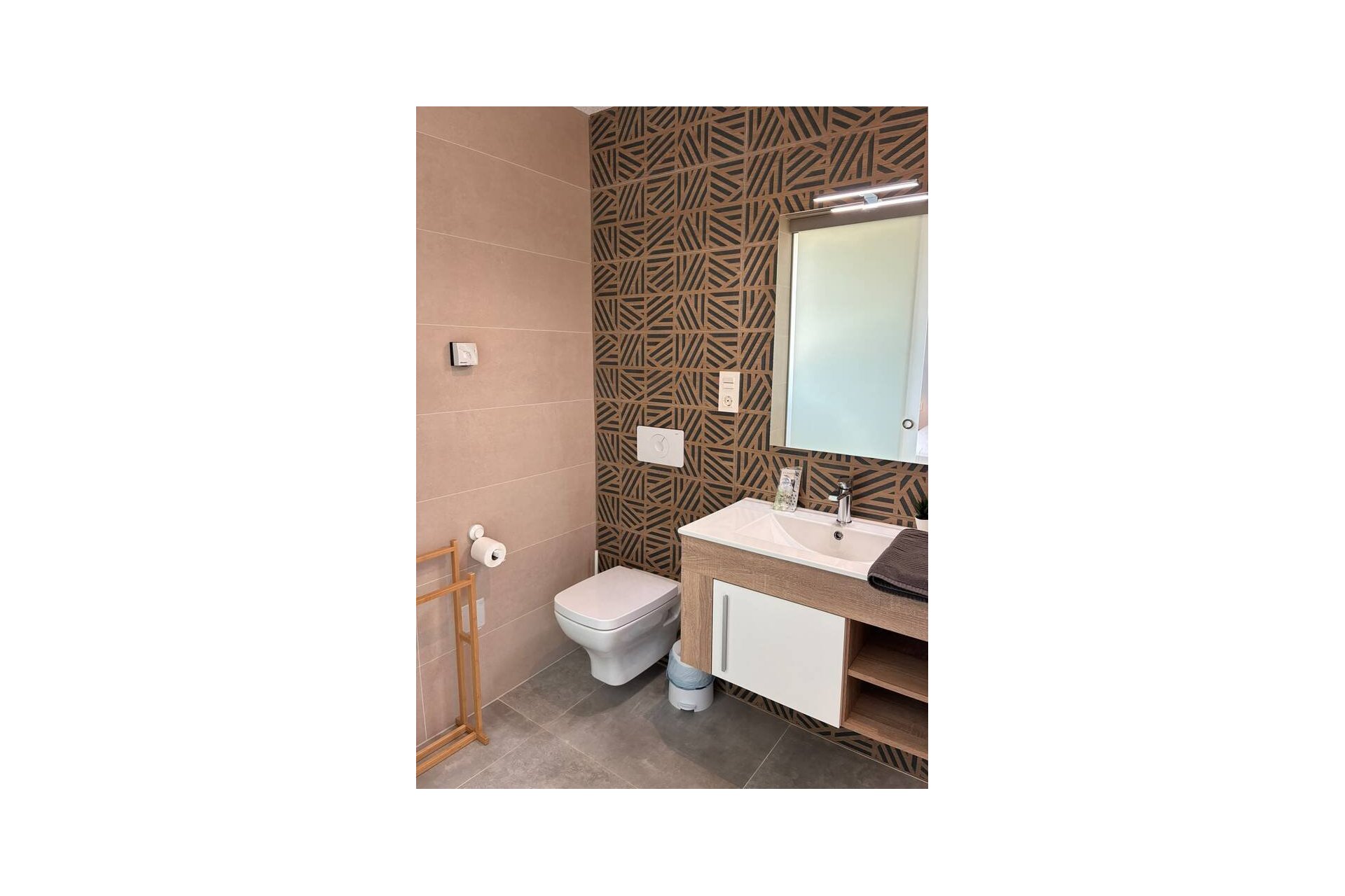 Segunda mano - Apartamento -
Los Almendros (Orihuela-Costa) - Costa Blanca