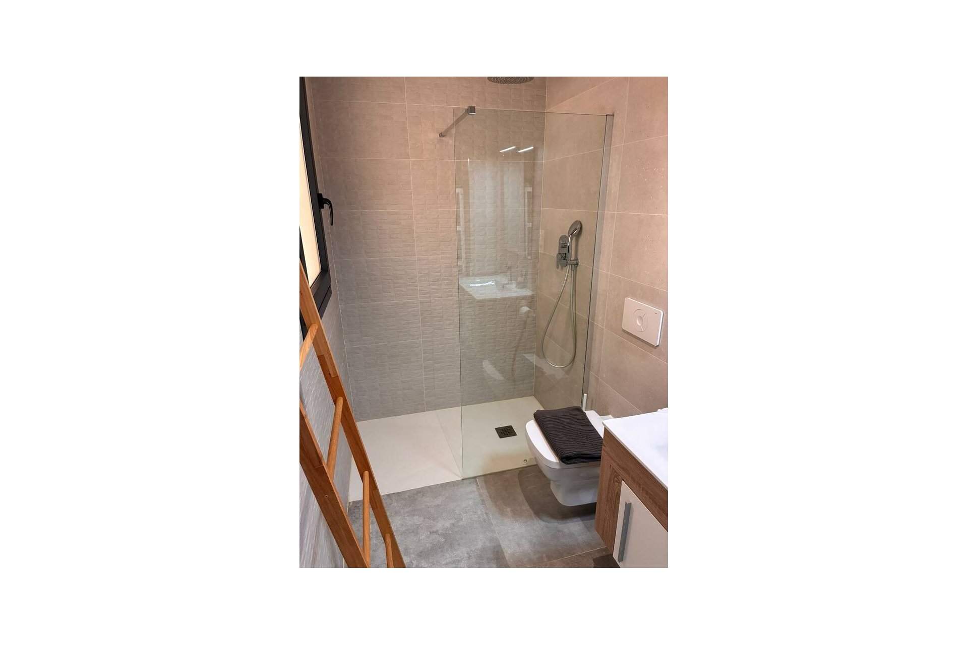 Segunda mano - Apartamento -
Los Almendros (Orihuela-Costa) - Costa Blanca