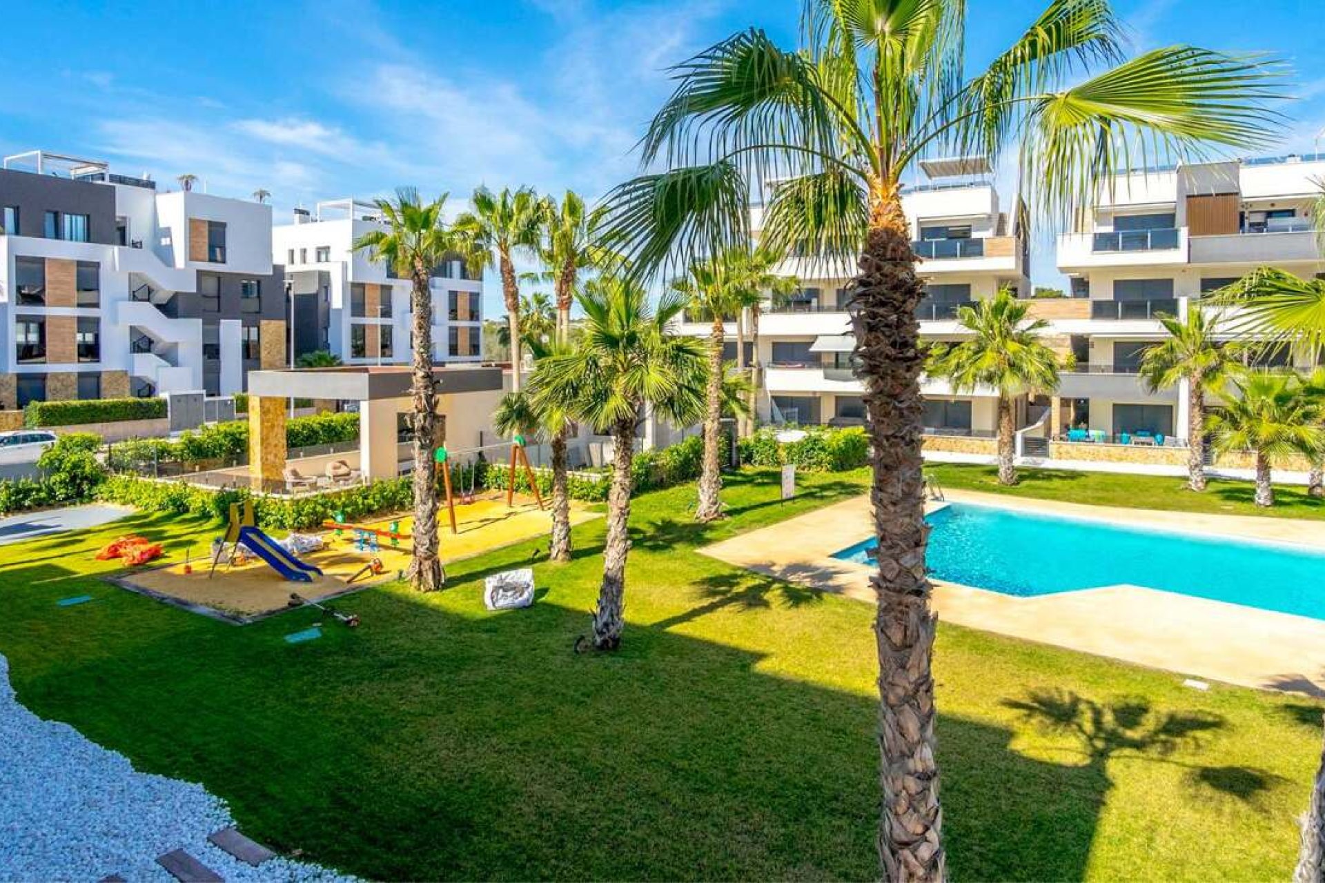 Segunda mano - Apartamento -
Los Altos - Costa Blanca
