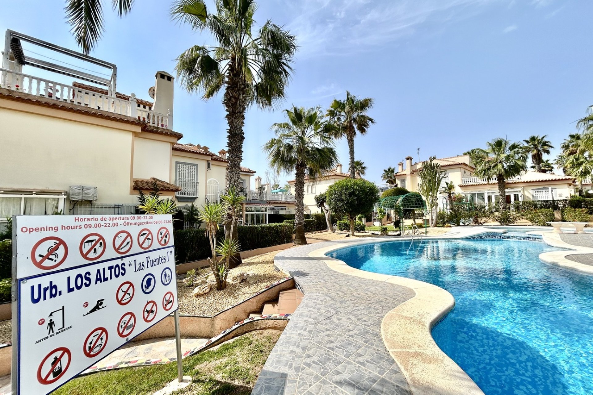 Segunda mano - Apartamento -
Los Altos - Costa Blanca