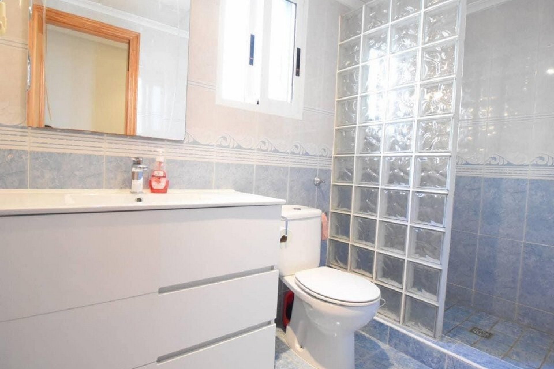 Segunda mano - Apartamento -
Los Montesinos - Costa Blanca