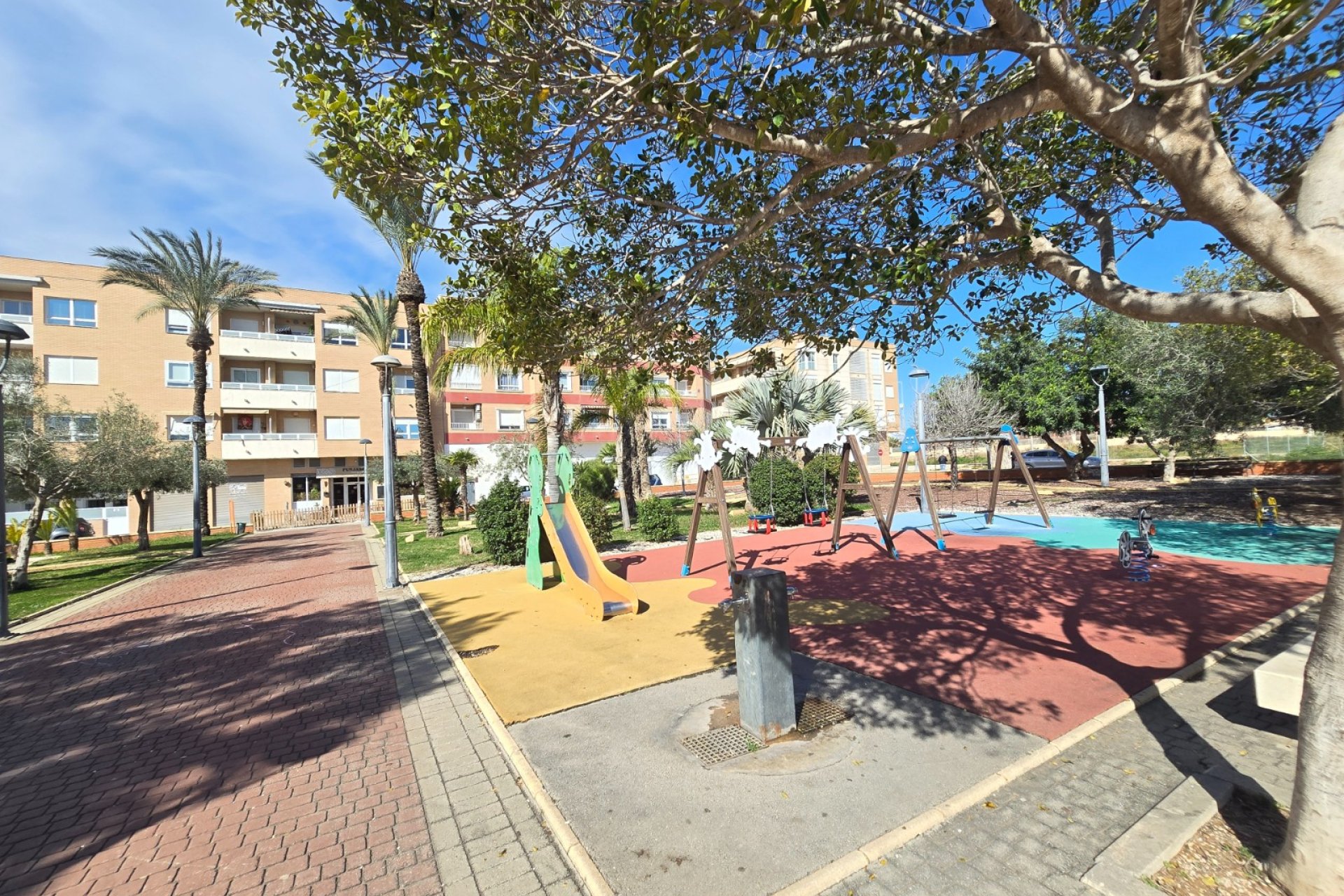 Segunda mano - Apartamento -
Los Montesinos - Costa Blanca