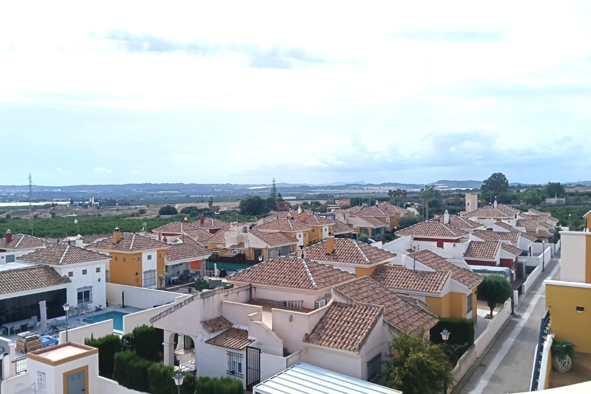 Segunda mano - Apartamento -
Los Montesinos - Costa Blanca