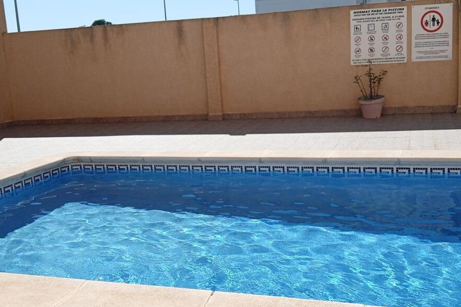 Segunda mano - Apartamento -
Los Montesinos - PUEBLO CENTRO