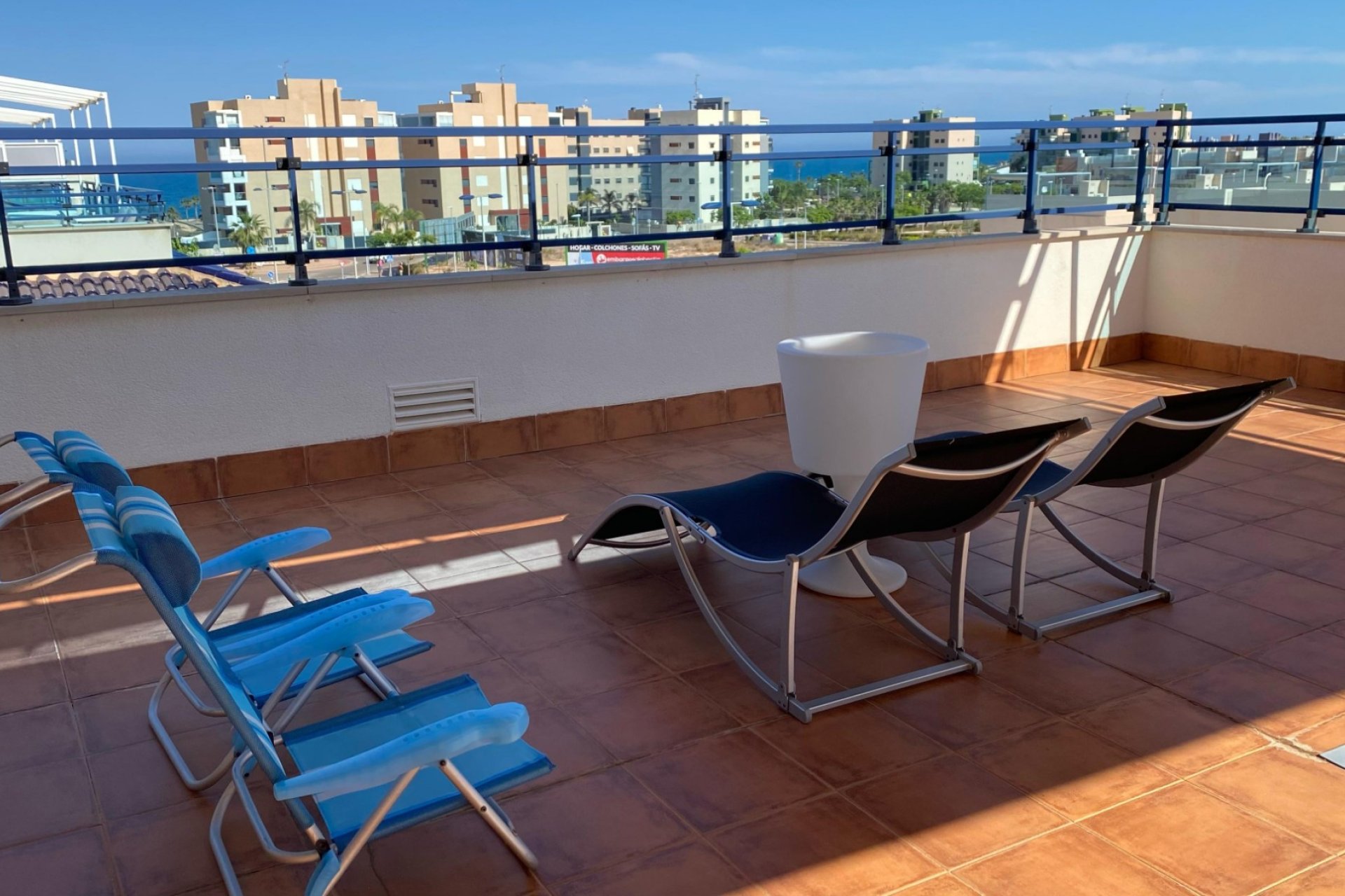 Segunda mano - Apartamento -
Mil Palmeras - Costa Blanca