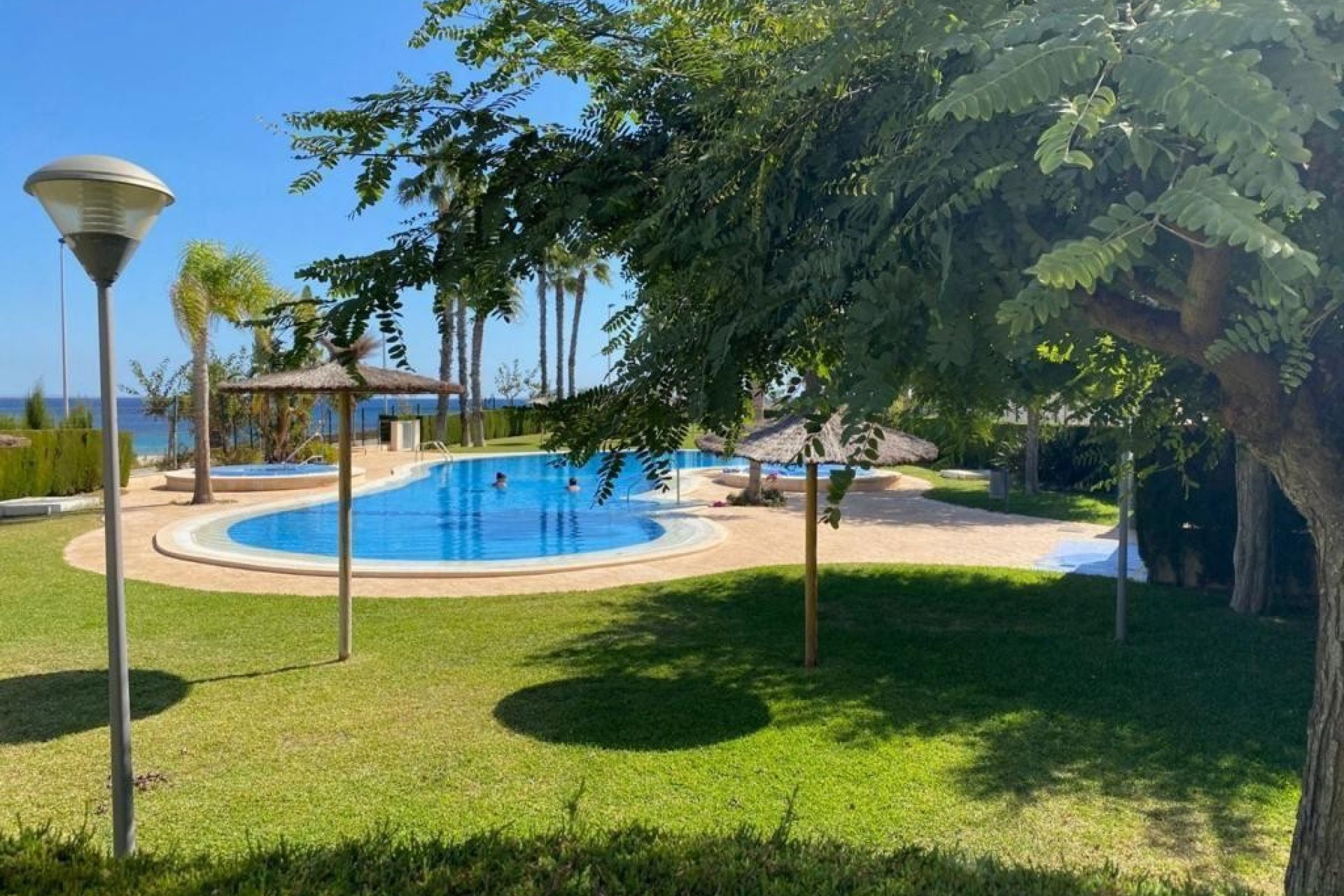 Segunda mano - Apartamento -
Mil Palmeras - Costa Blanca