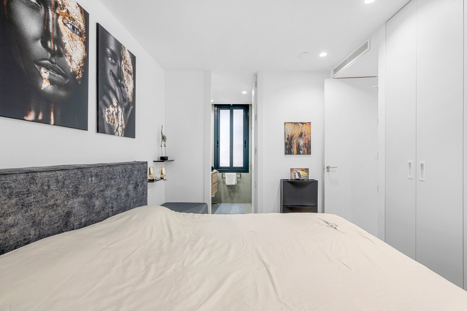 Segunda mano - Apartamento -
Monforte del Cid - Inland