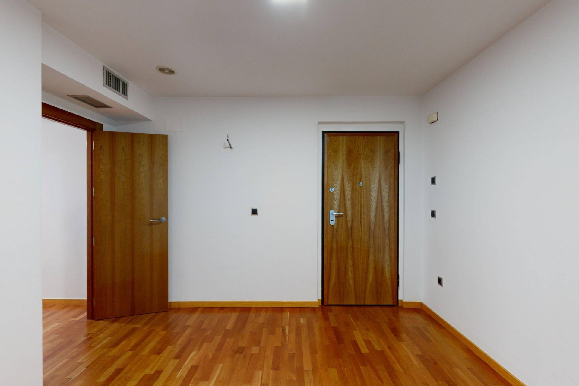 Segunda mano - Apartamento -
Murcia - Gran Via