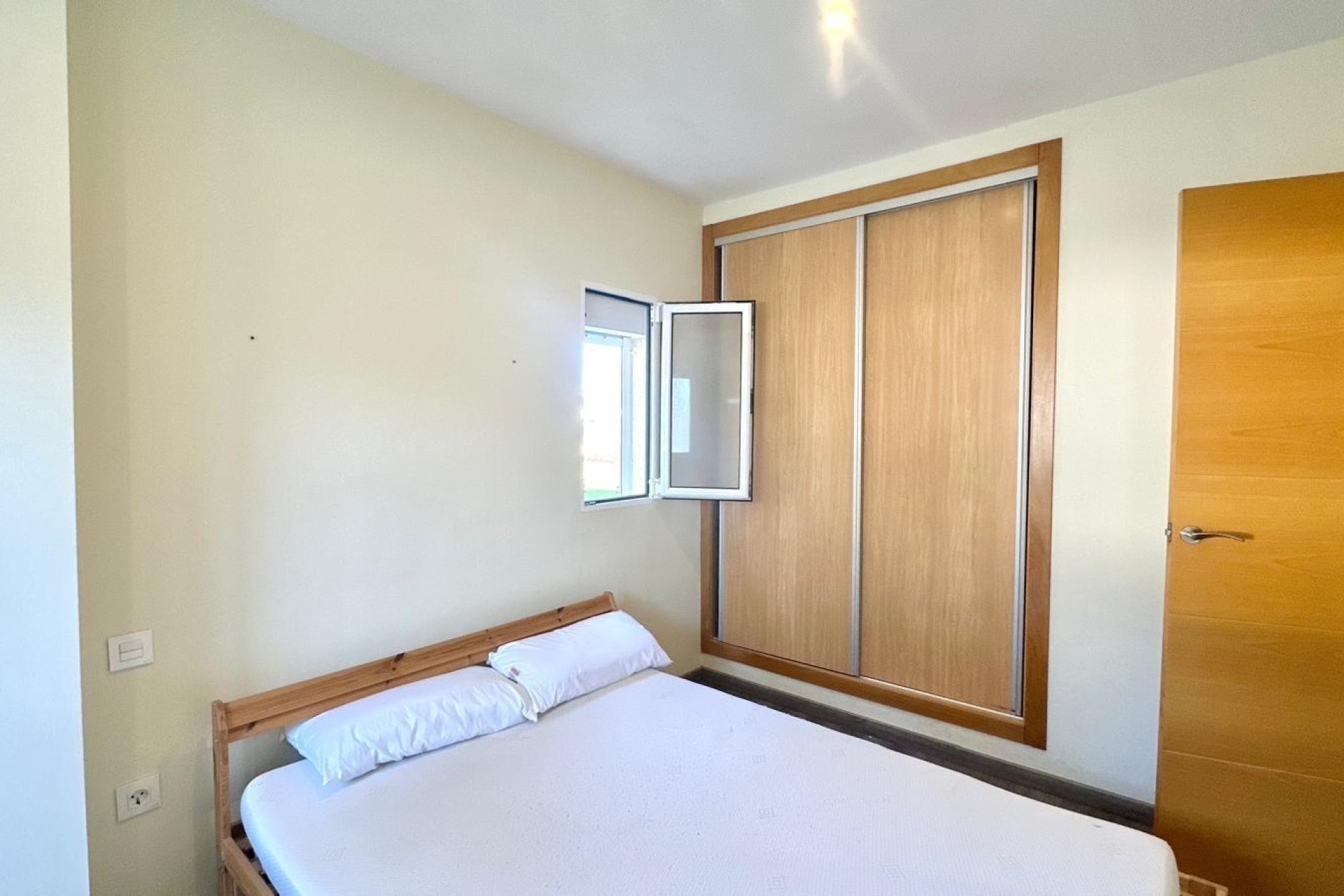 Segunda mano - Apartamento -
Orihuela Costa - Altos De Campoamor