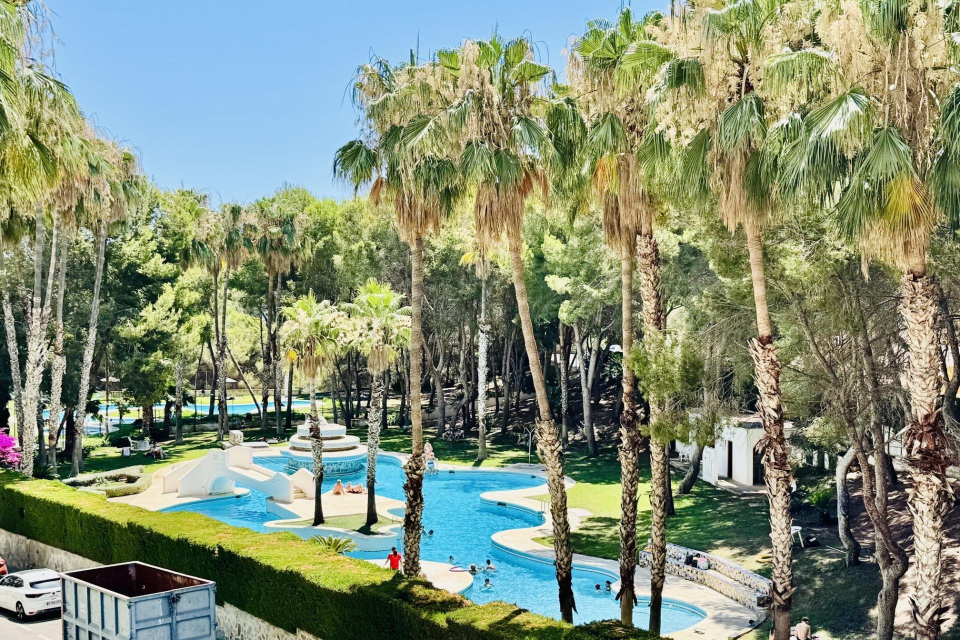 Segunda mano - Apartamento -
Orihuela Costa - Altos De Campoamor