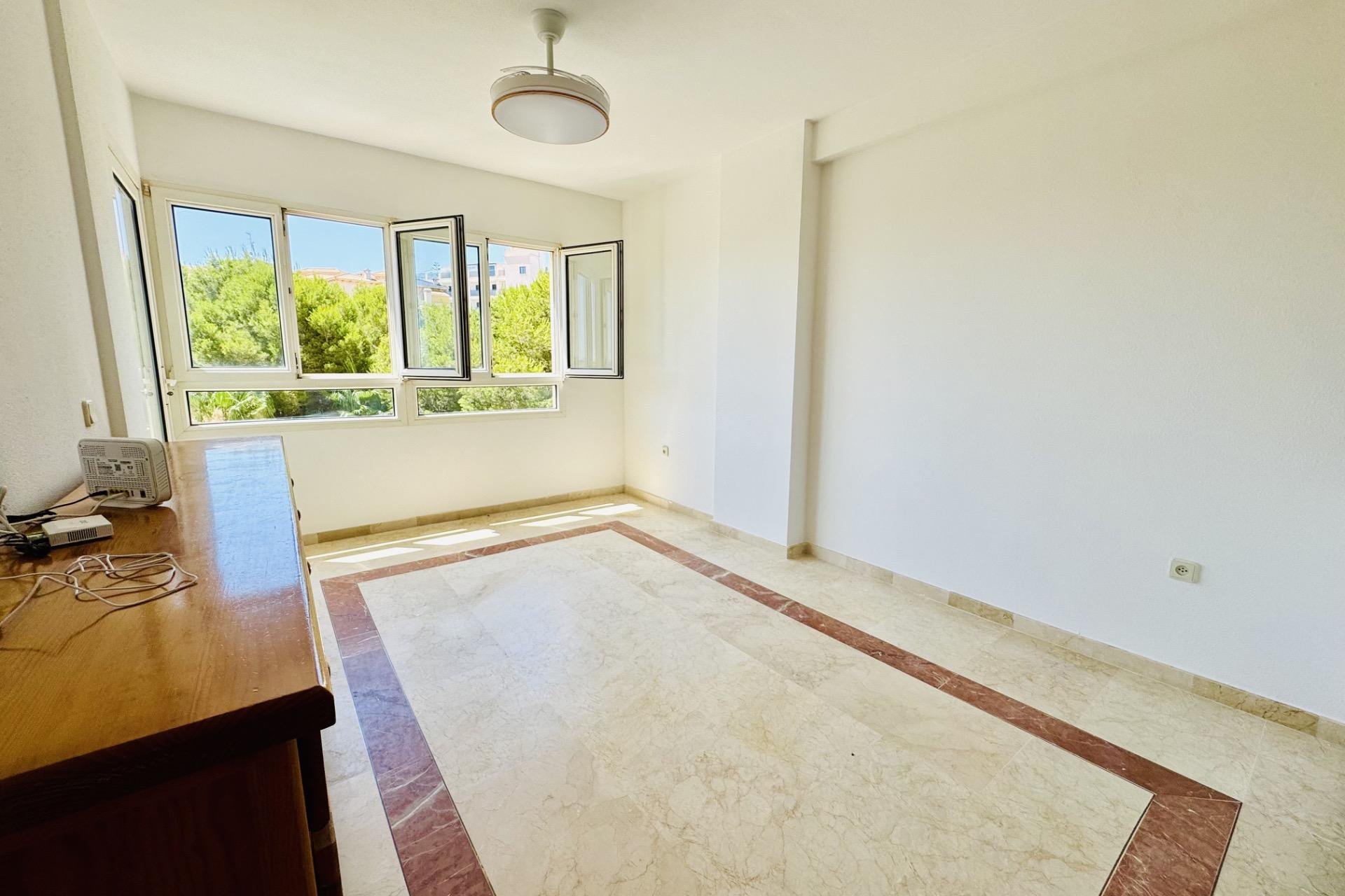 Segunda mano - Apartamento -
Orihuela Costa - Altos De Campoamor