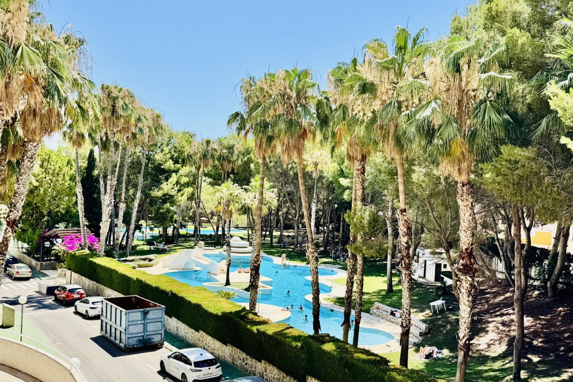 Segunda mano - Apartamento -
Orihuela Costa - Altos De Campoamor