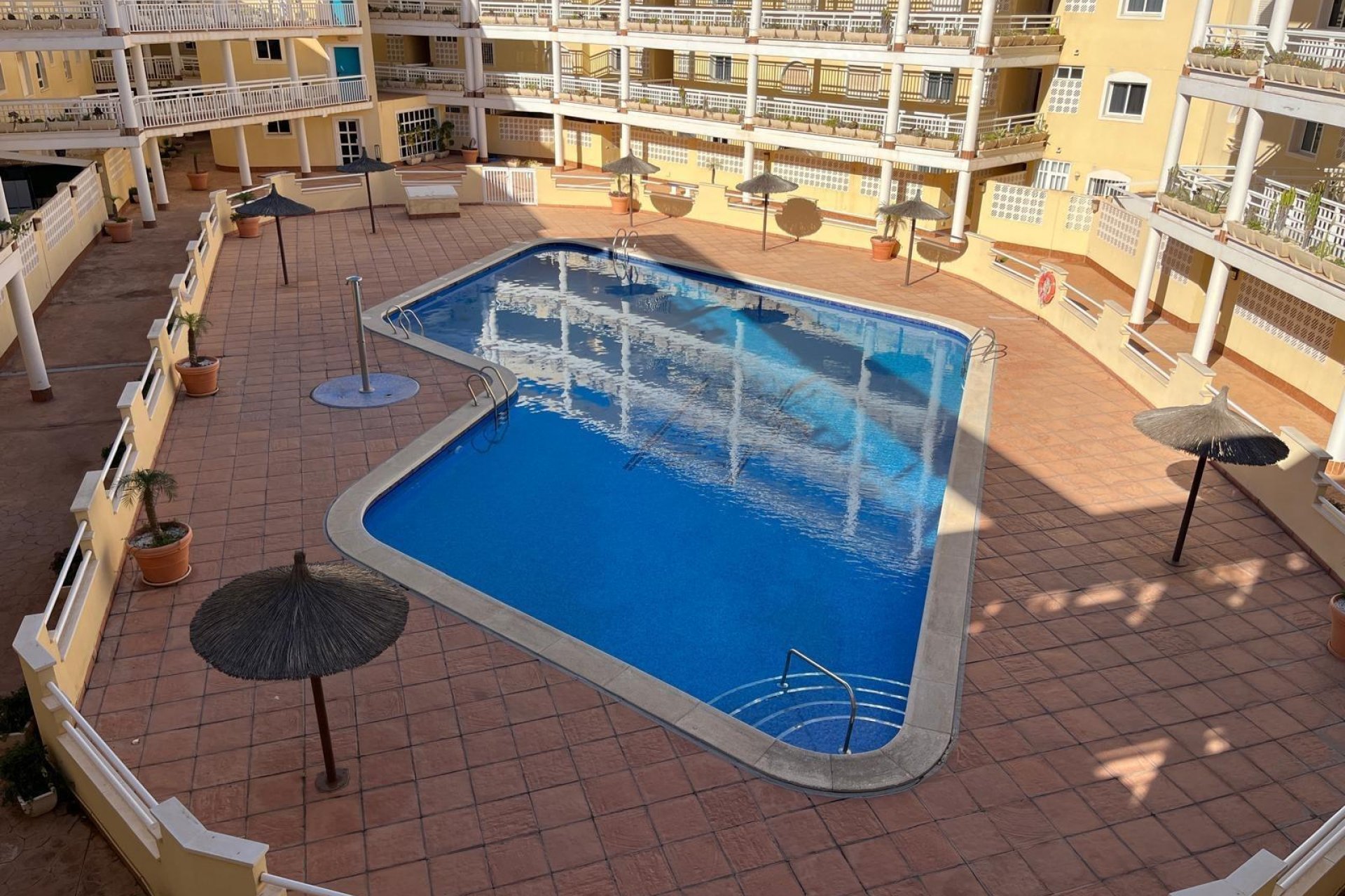 Segunda mano - Apartamento -
Orihuela Costa - Campoamor