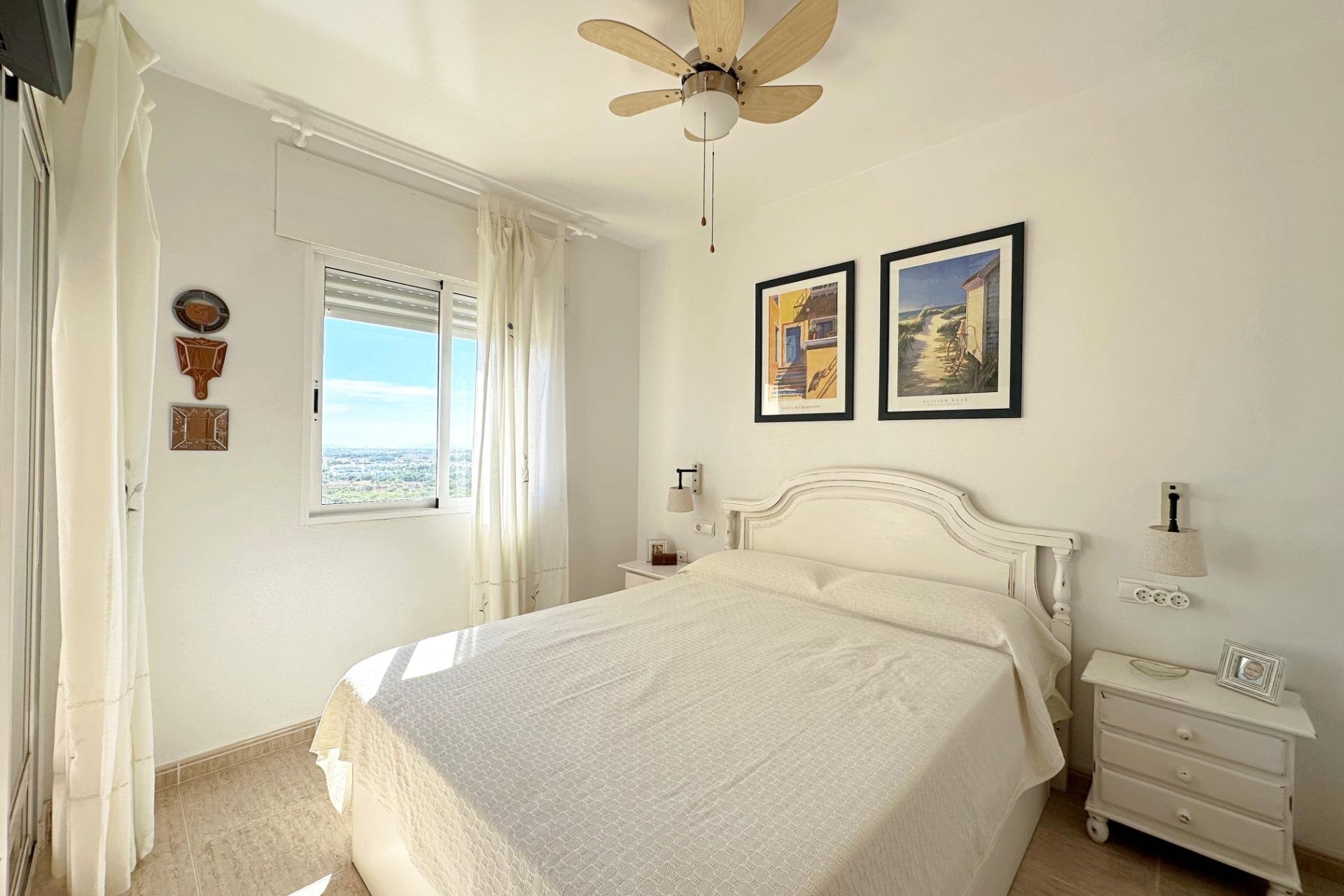 Segunda mano - Apartamento -
Orihuela Costa - Campoamor