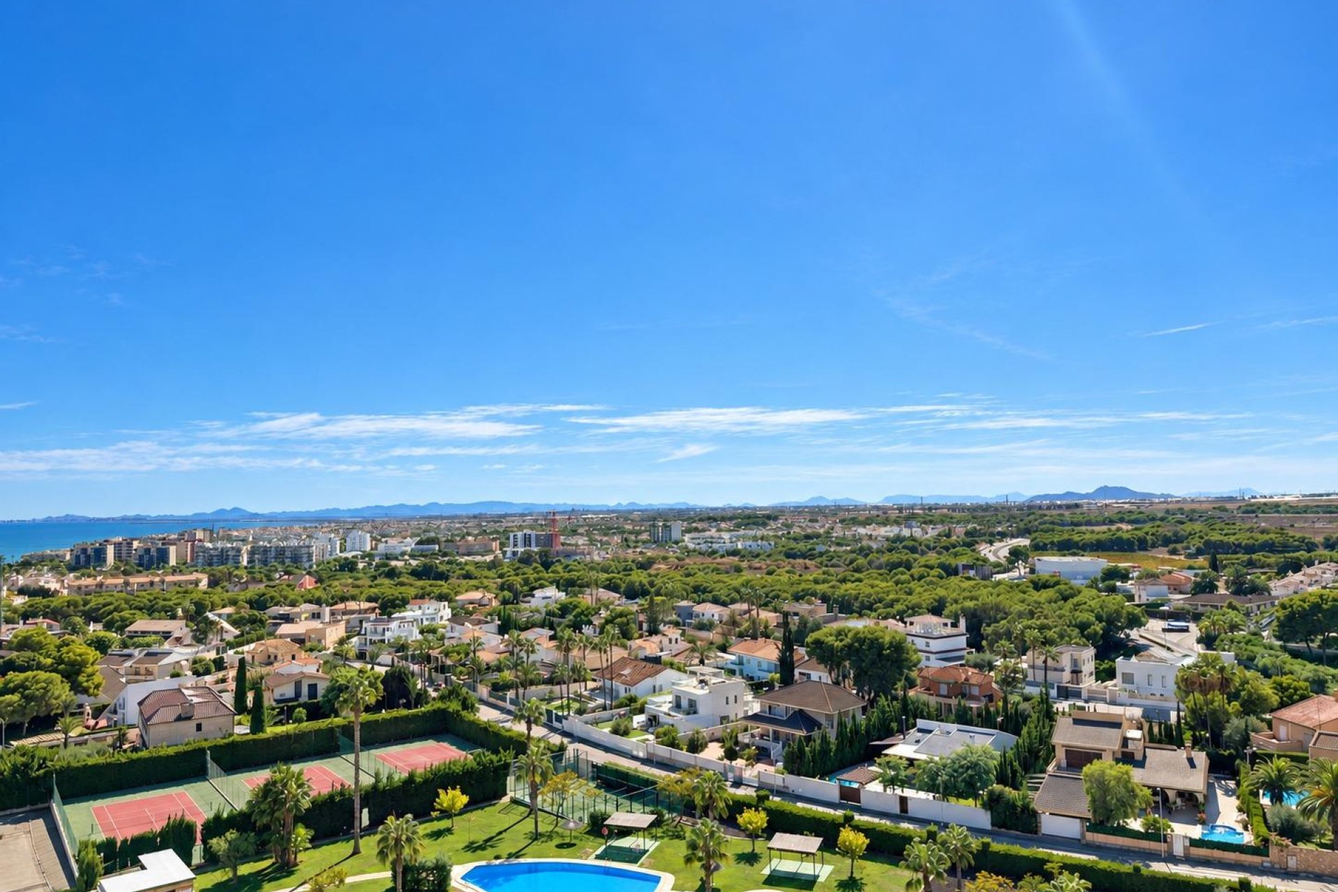 Segunda mano - Apartamento -
Orihuela Costa - Campoamor