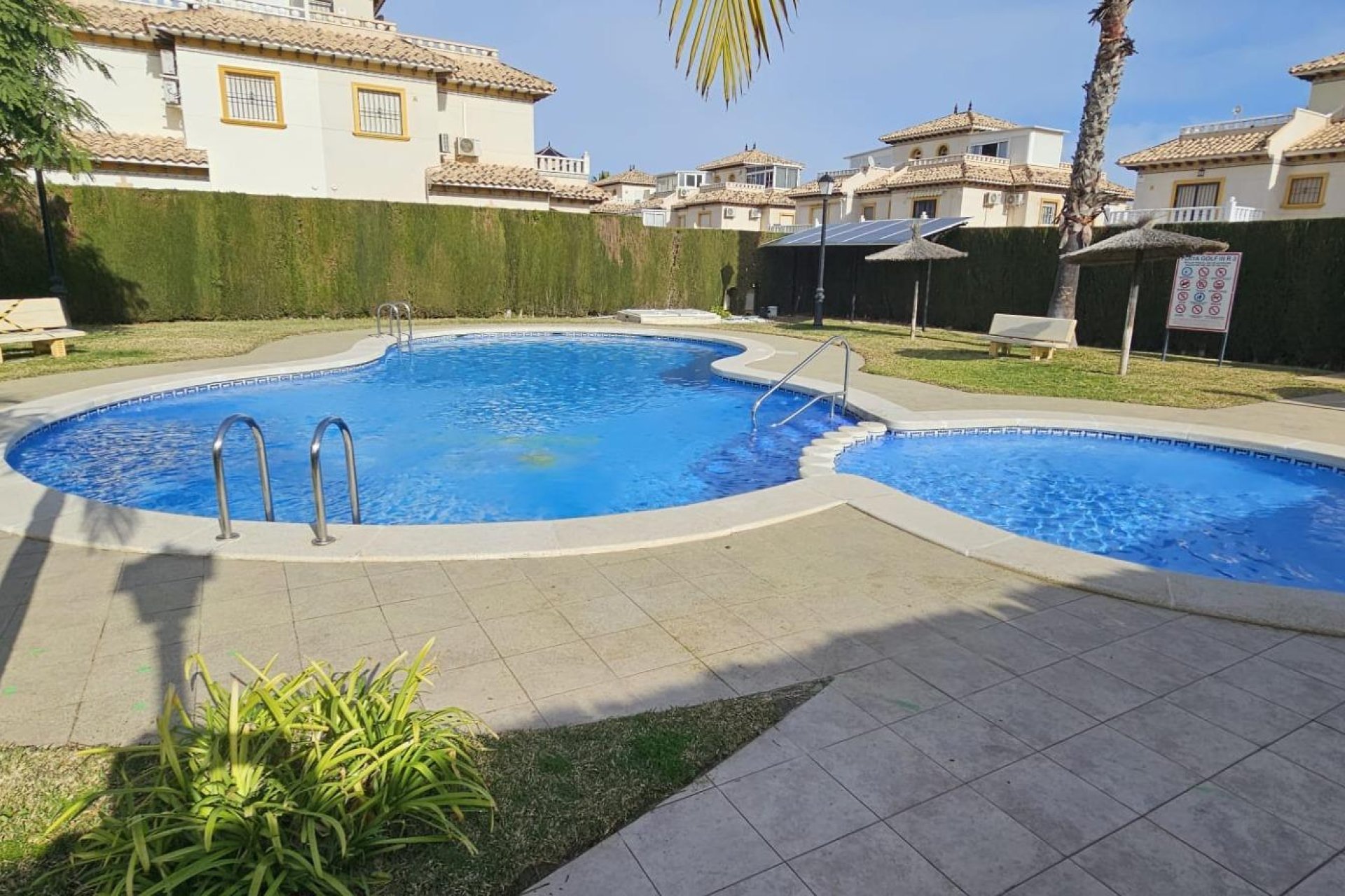 Segunda mano - Apartamento -
Orihuela Costa - Costa Blanca