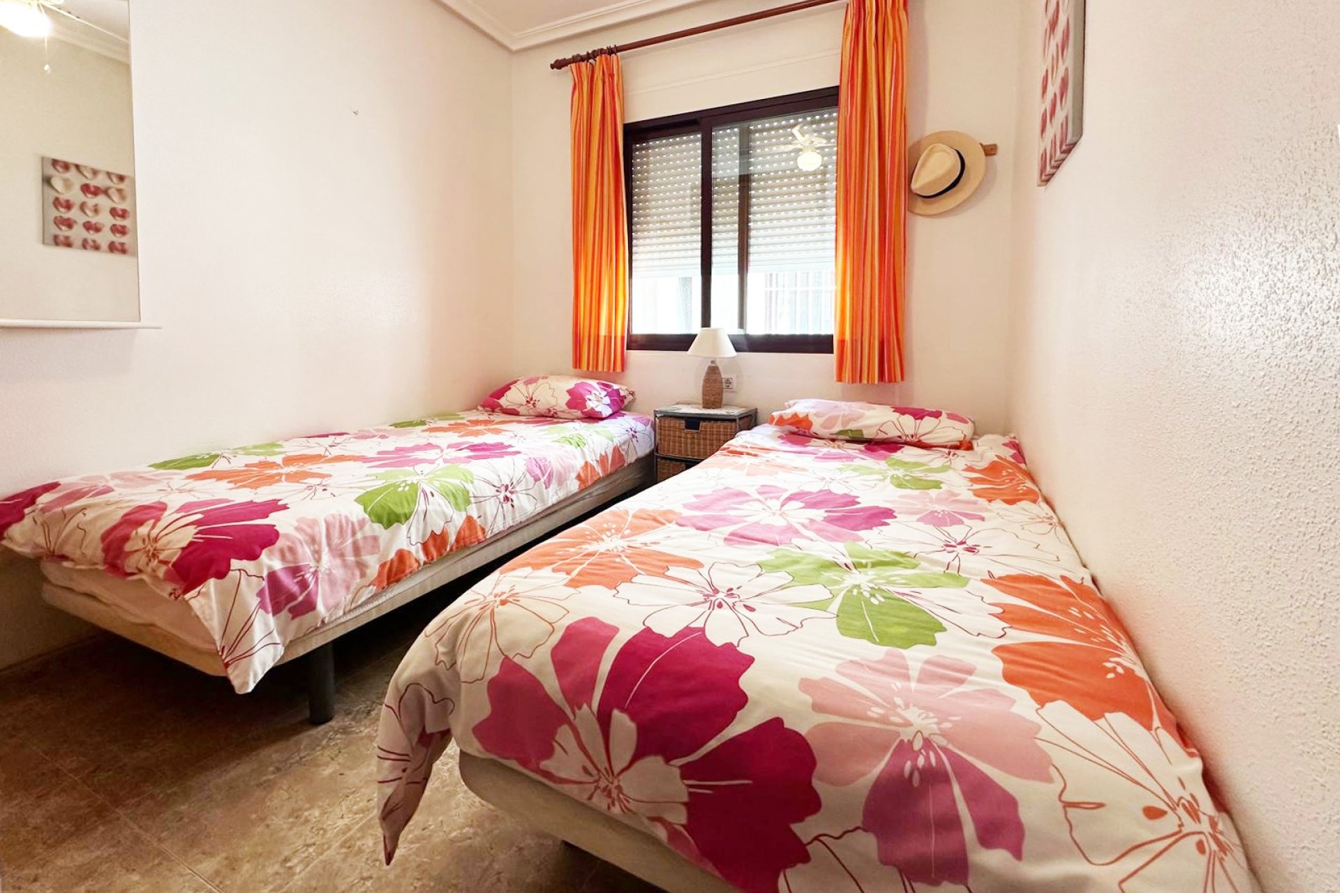 Segunda mano - Apartamento -
Orihuela Costa - Costa Blanca