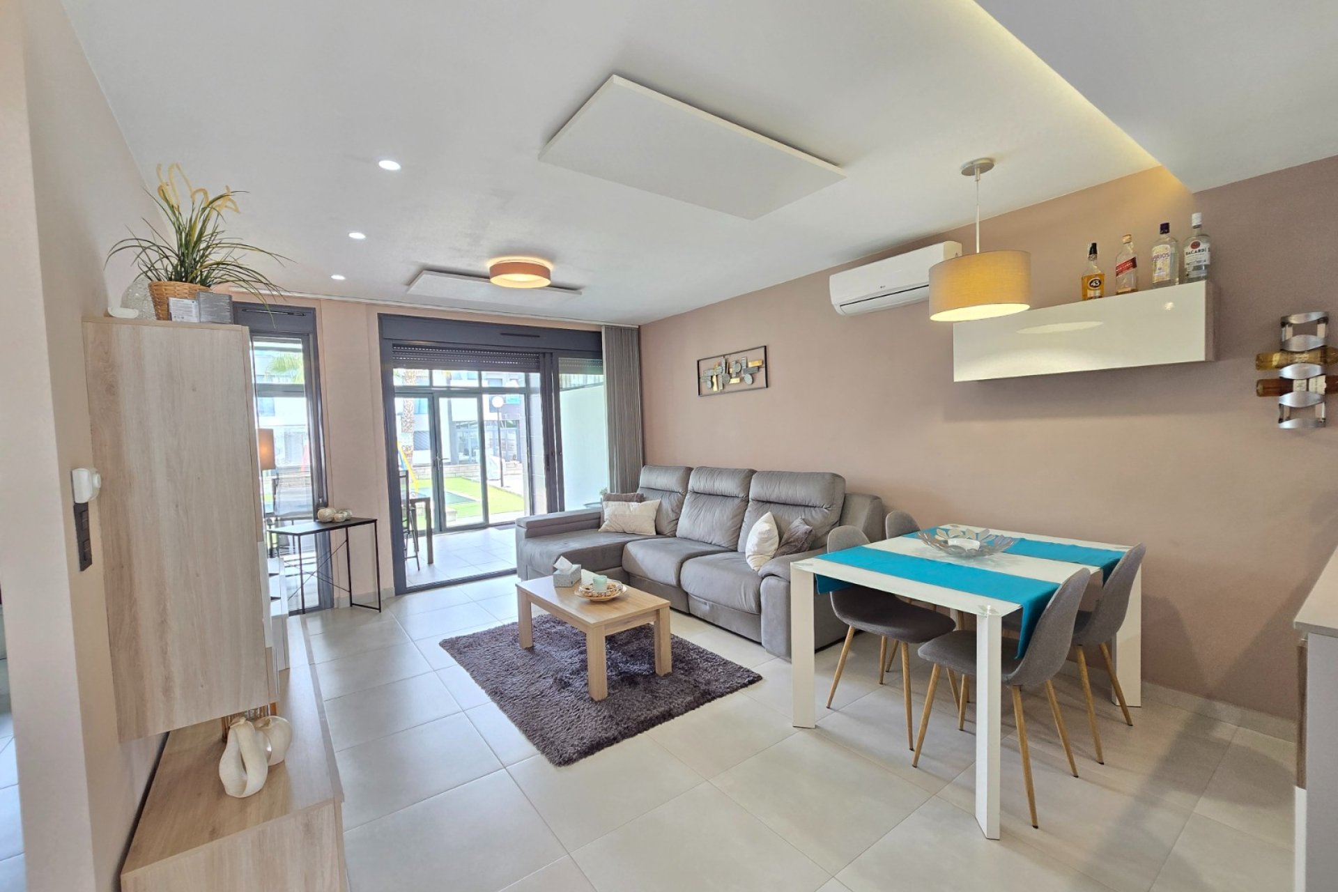 Segunda mano - Apartamento -
Orihuela Costa - Costa Blanca