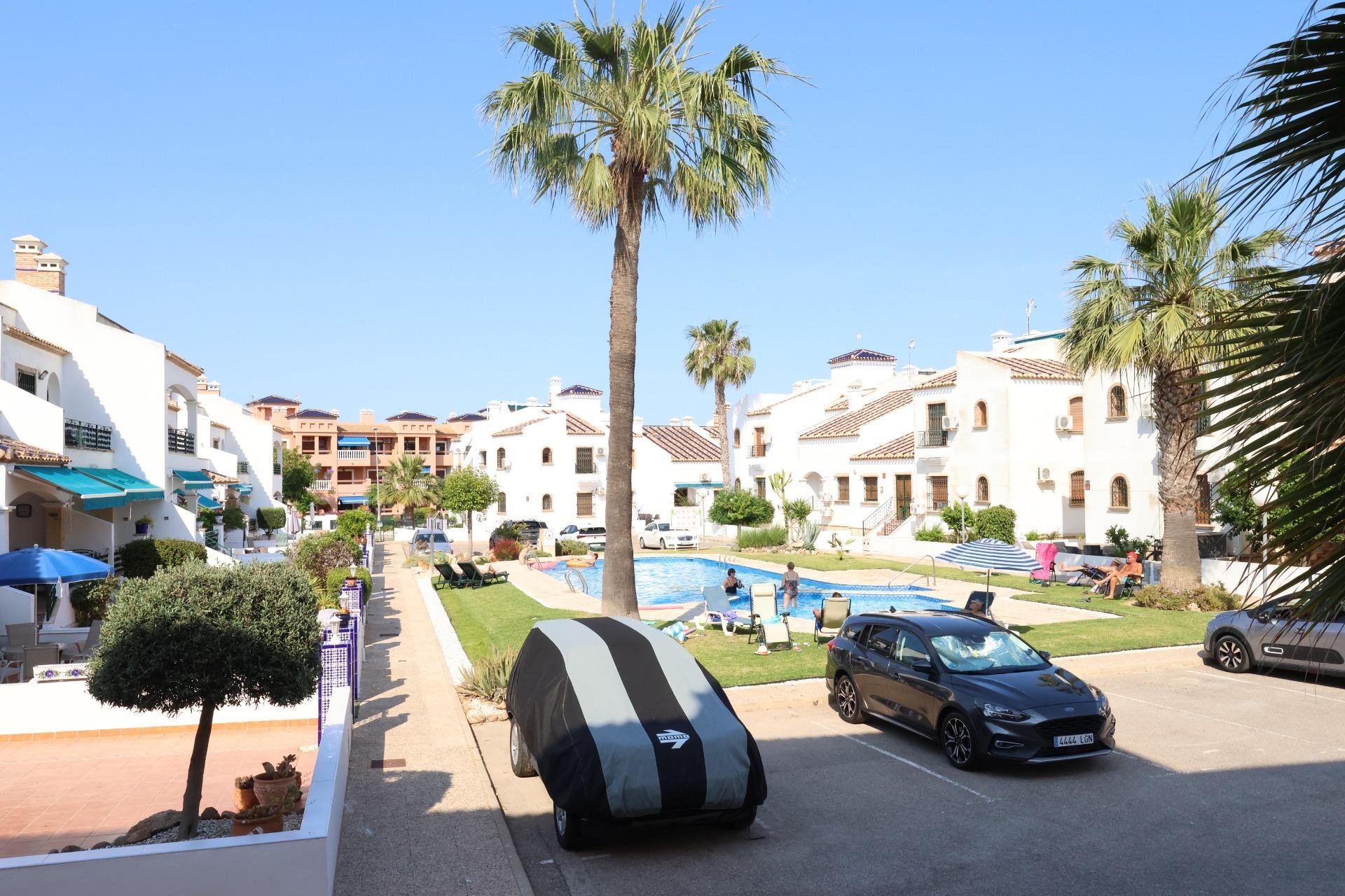 Segunda mano - Apartamento -
Orihuela Costa - Costa Blanca