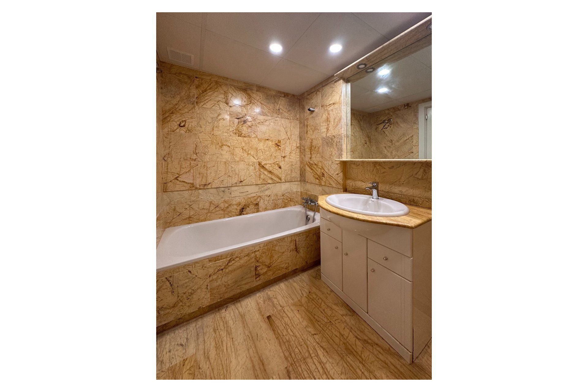 Segunda mano - Apartamento -
Orihuela Costa - Costa Blanca