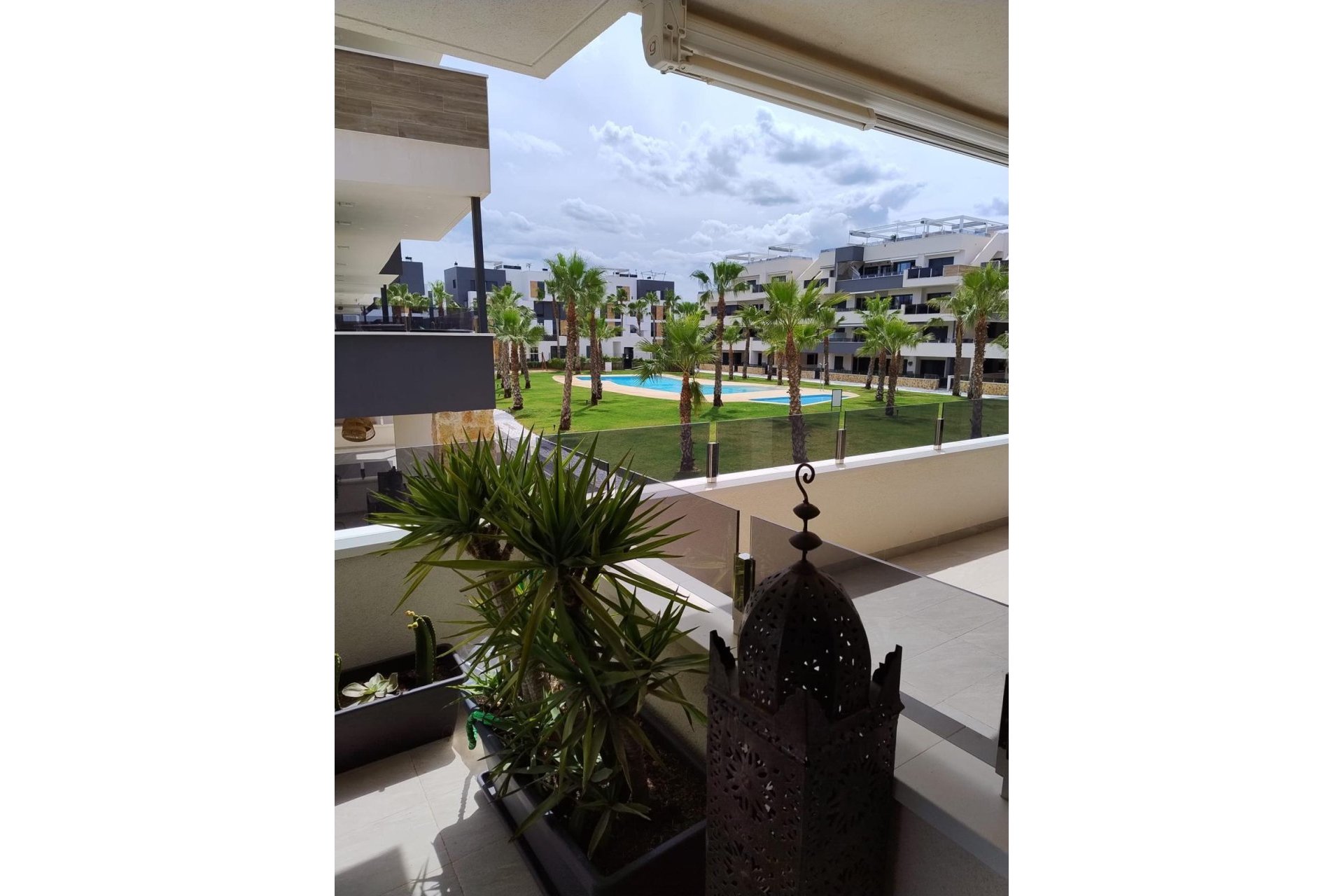 Segunda mano - Apartamento -
Orihuela Costa - La Florida