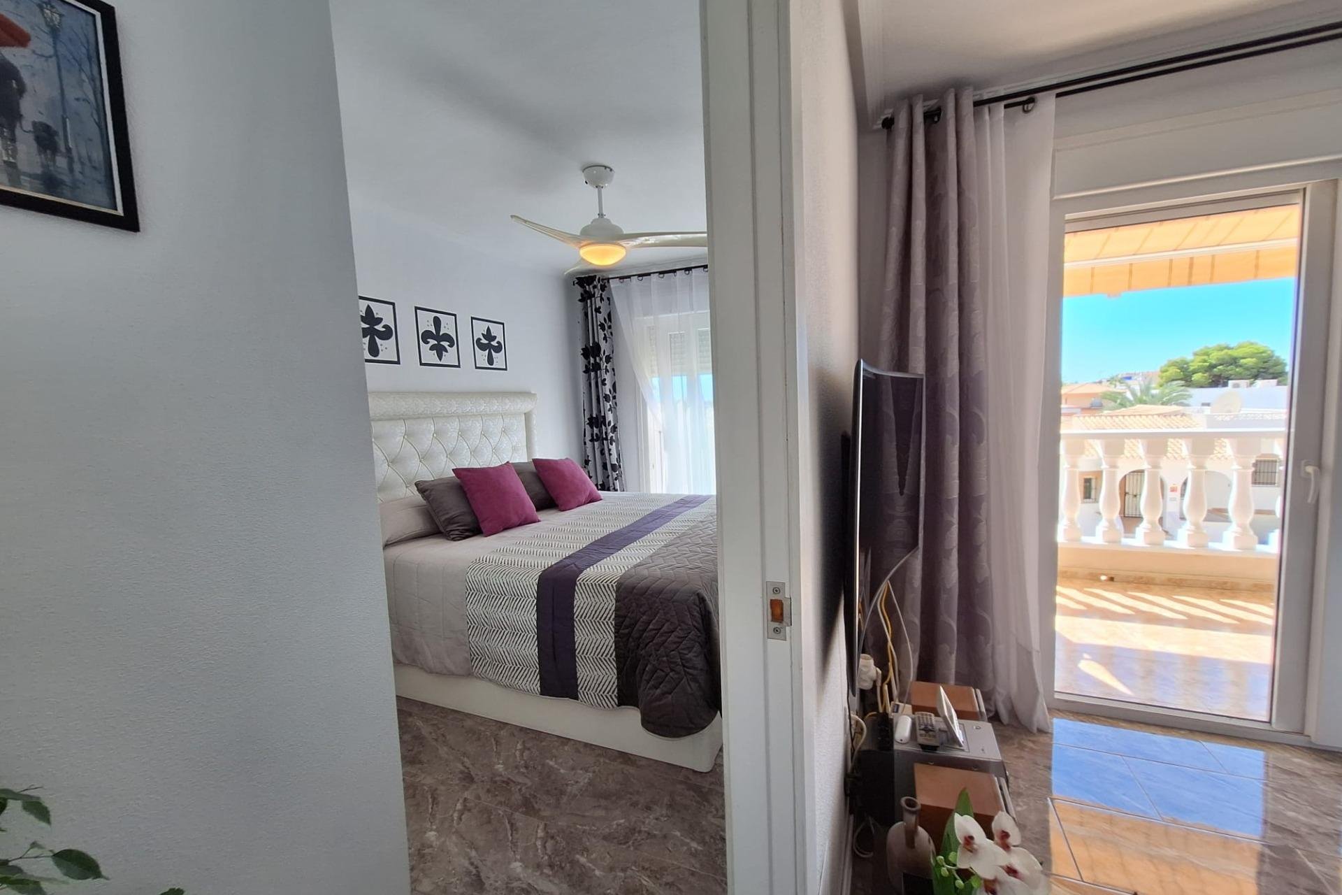 Segunda mano - Apartamento -
Orihuela Costa - La Zenia