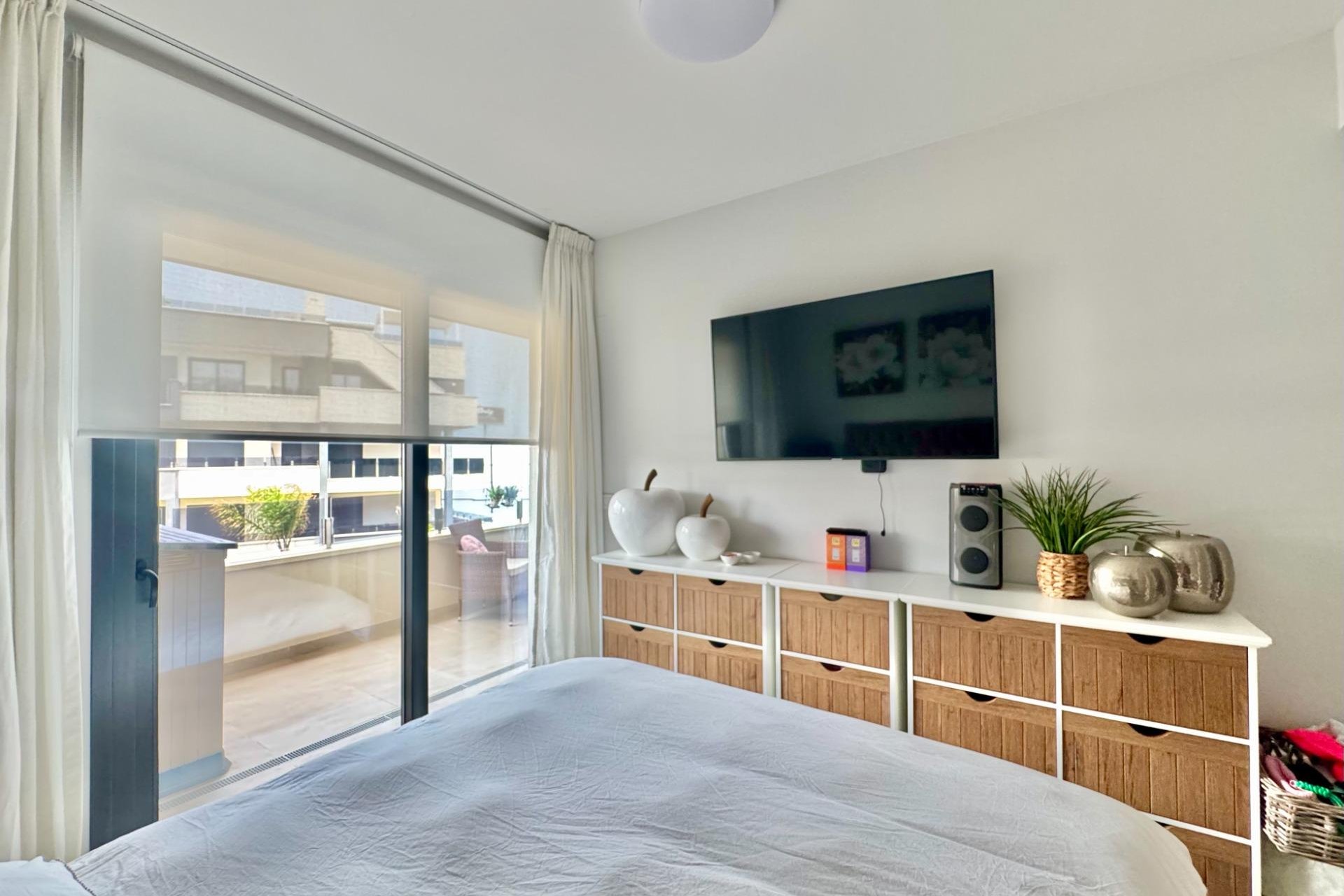 Segunda mano - Apartamento -
Orihuela Costa - Punta Prima