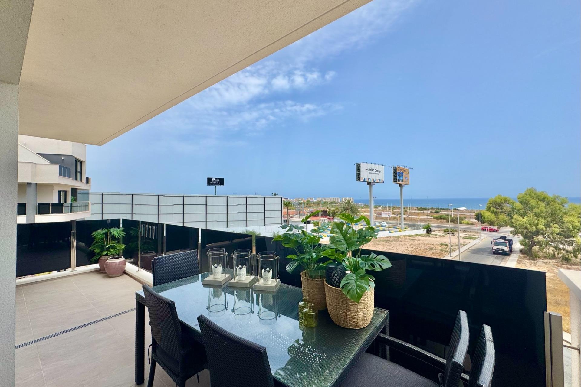 Segunda mano - Apartamento -
Orihuela Costa - Punta Prima